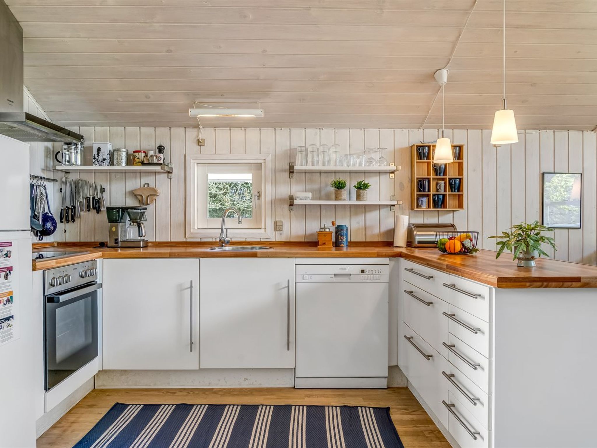 "Josef" - 1.2km from the sea-Dedans