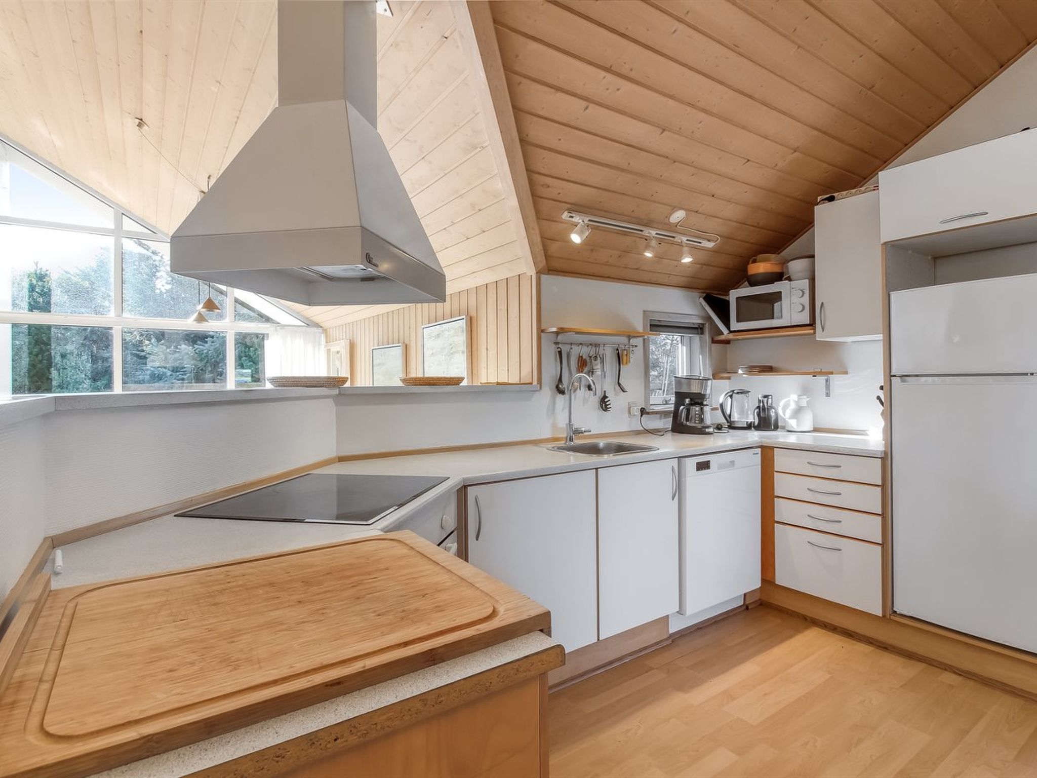 "Tonje" - 600m from the sea - Binnen