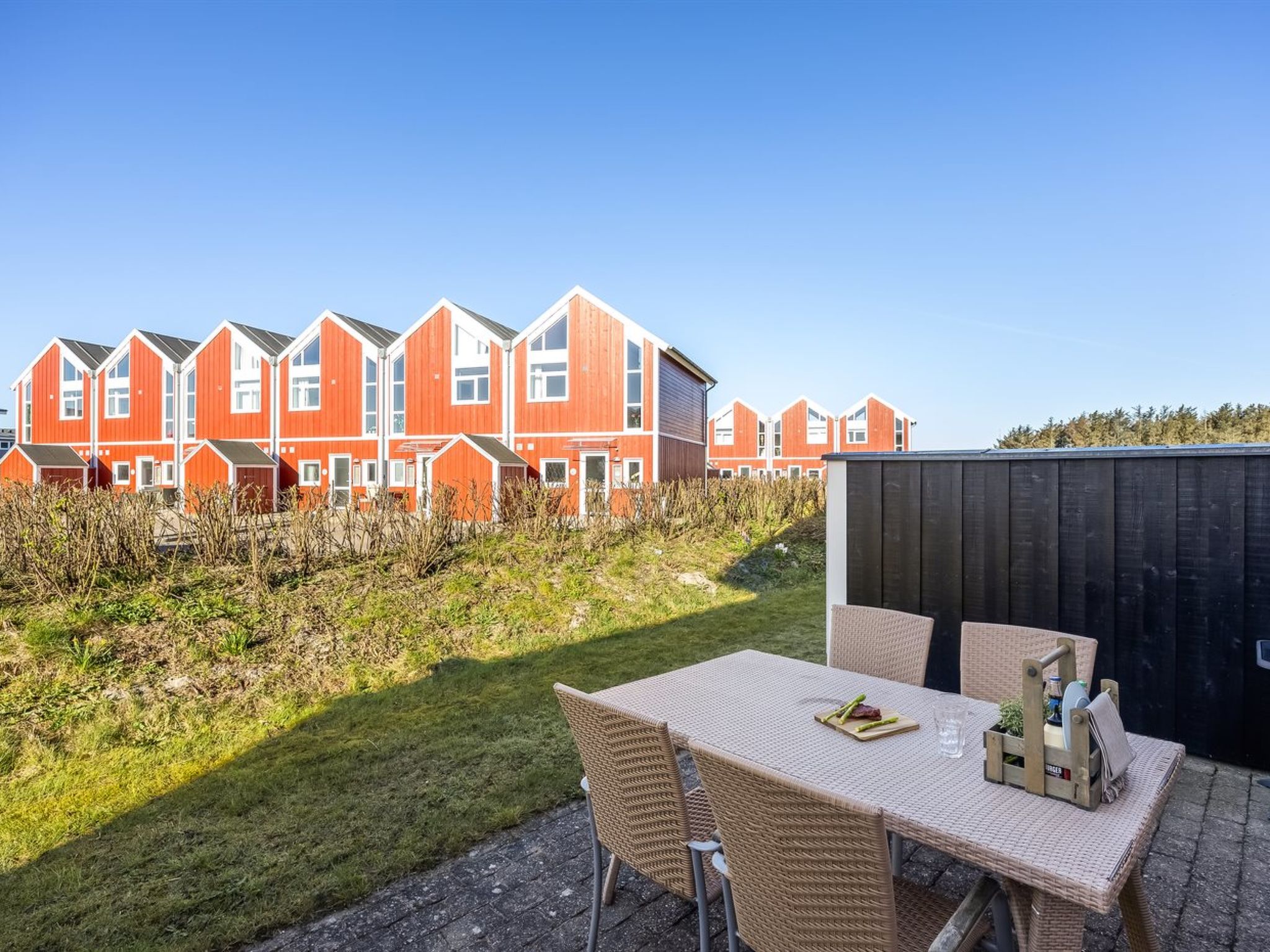 "Annakarin" - 1.2km from the sea - Draußen