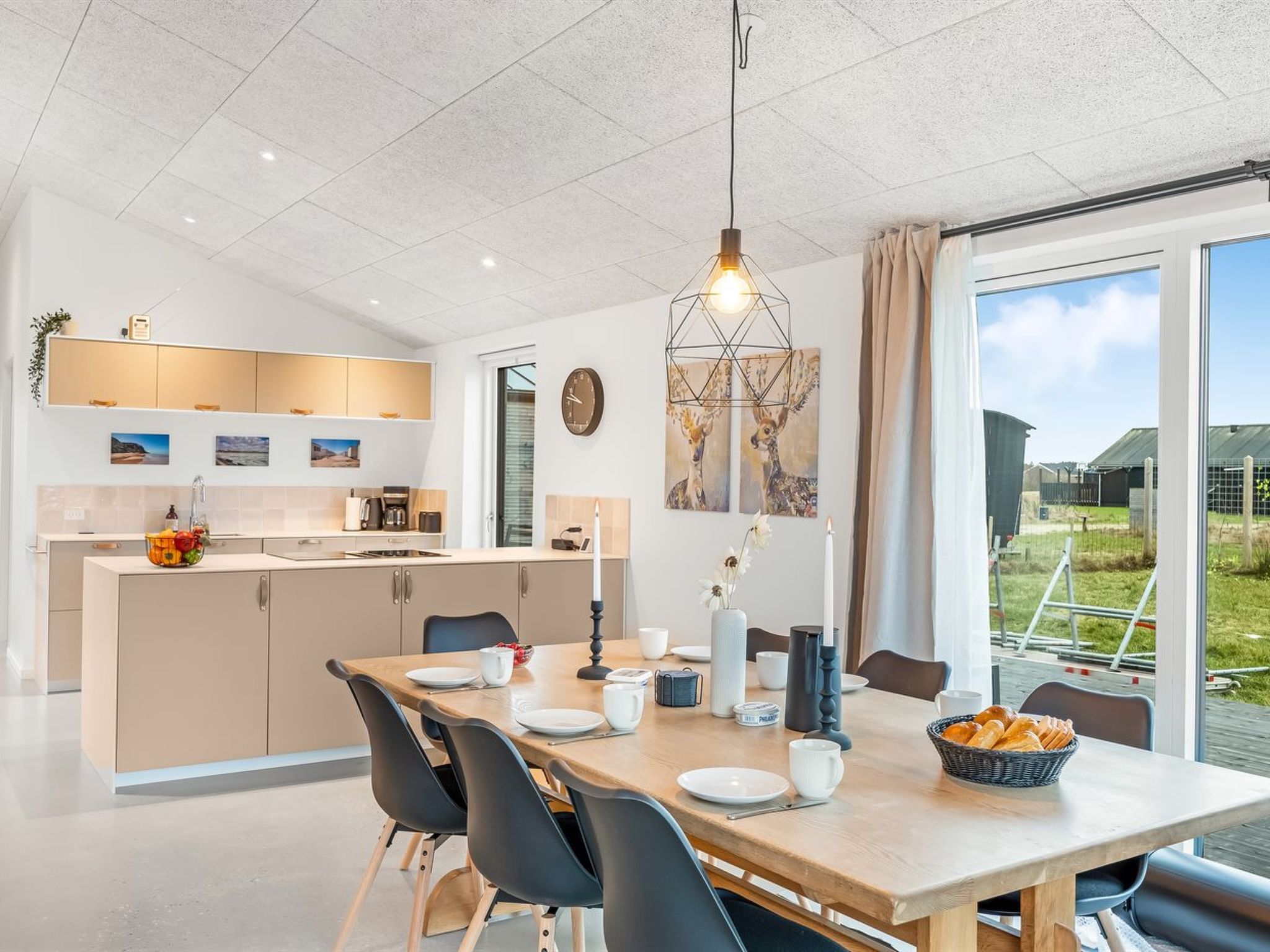 "Annica" - 1km from the sea - Inside