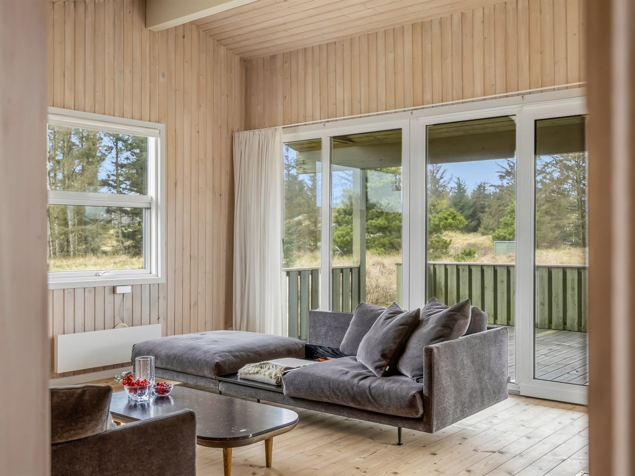 "Sighfrith" - 500m from the sea - Binnen
