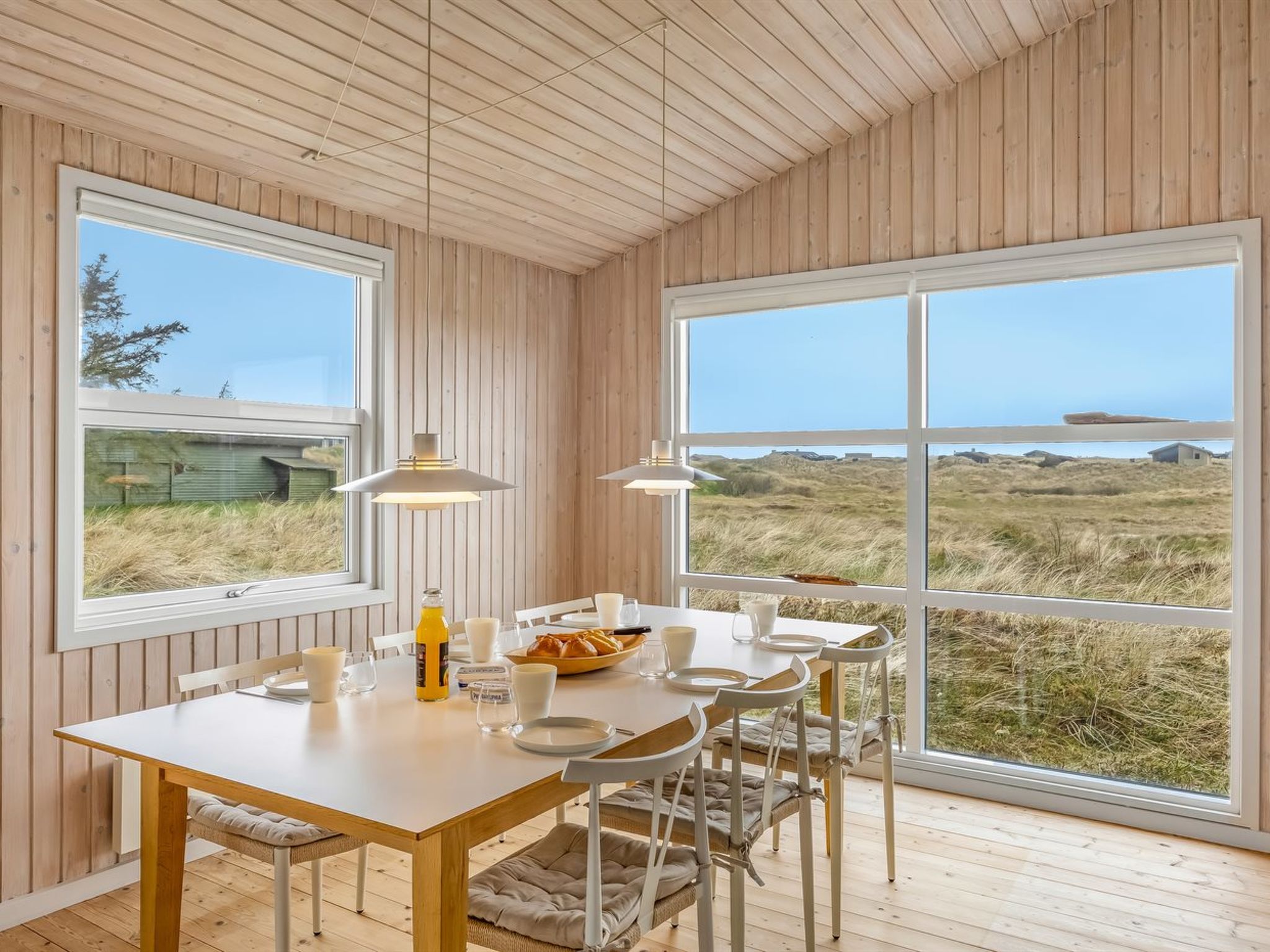 "Sighfrith" - 500m from the sea