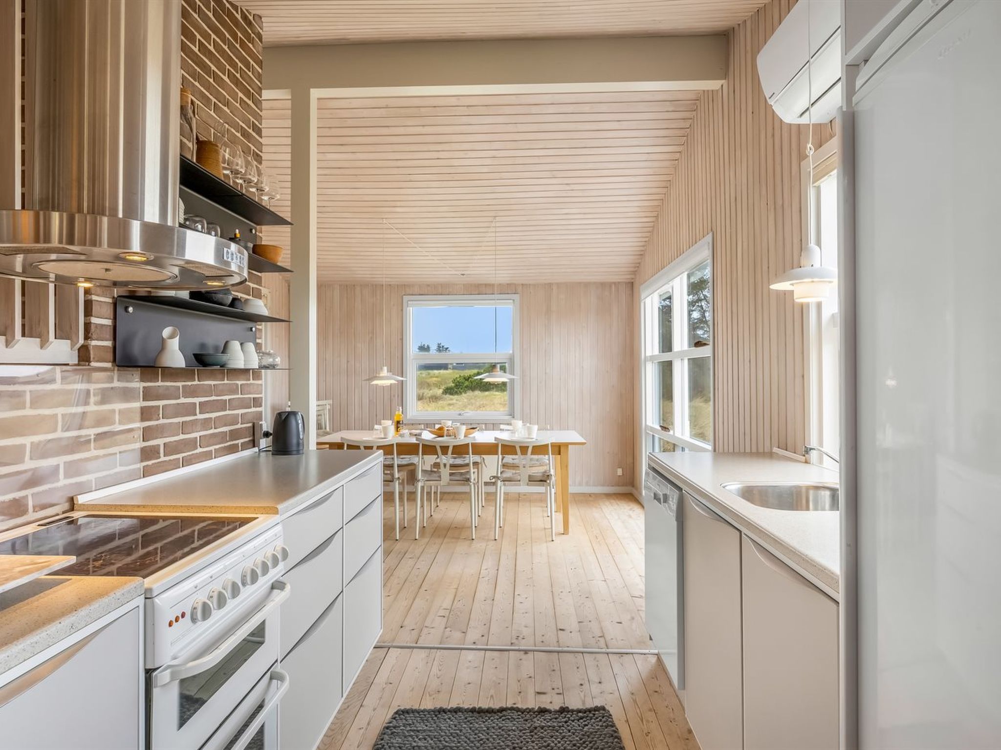 "Sighfrith" - 500m from the sea