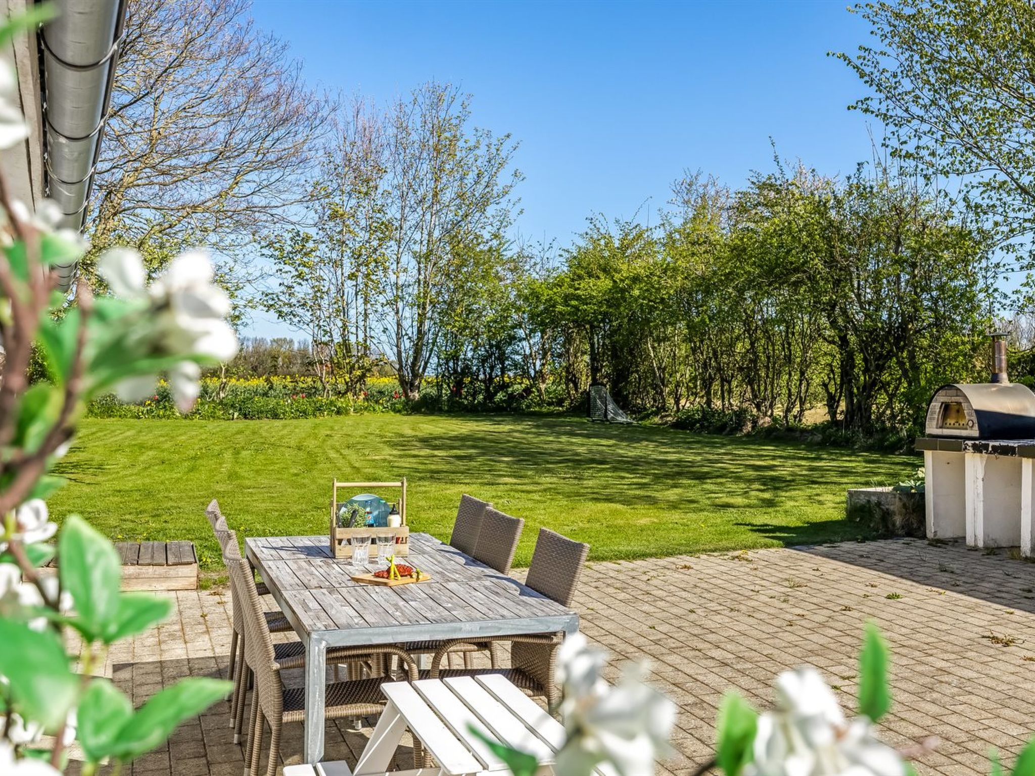"Siegfried" - 5km from the sea — Terrace (4 of 28)