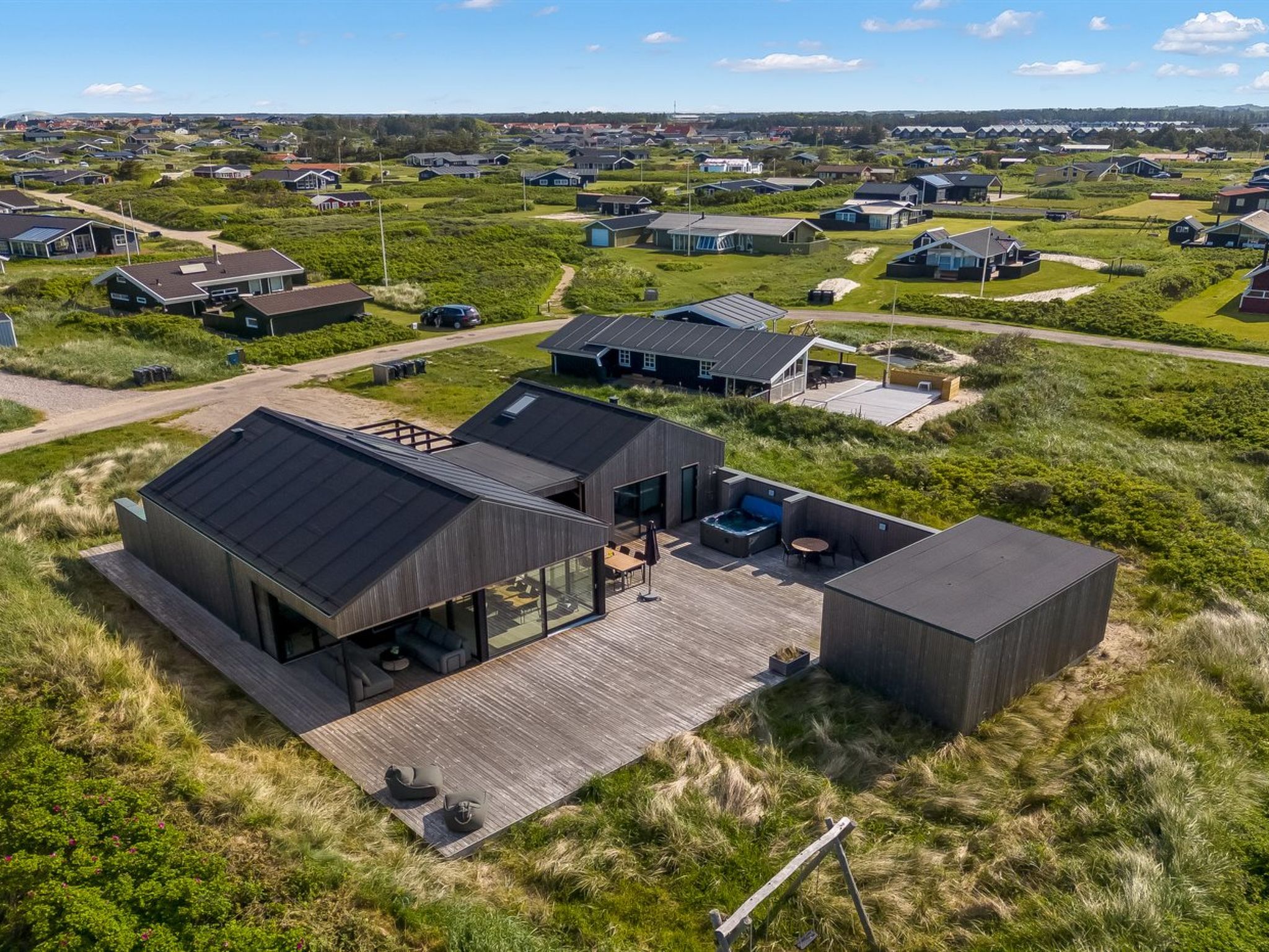 "Uolevi" - 130m from the sea - Buiten