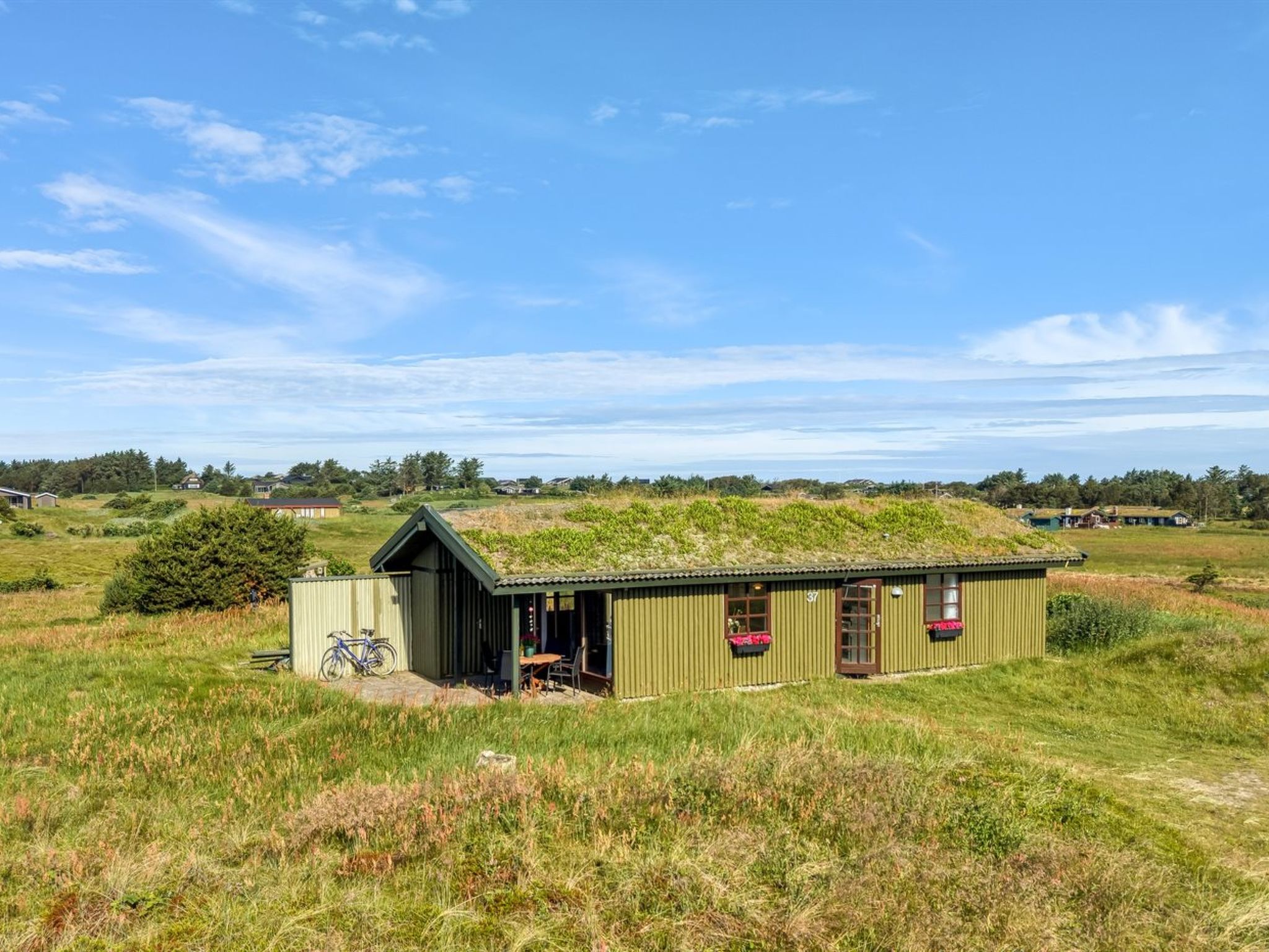 "Satu" - 1.5km from the sea