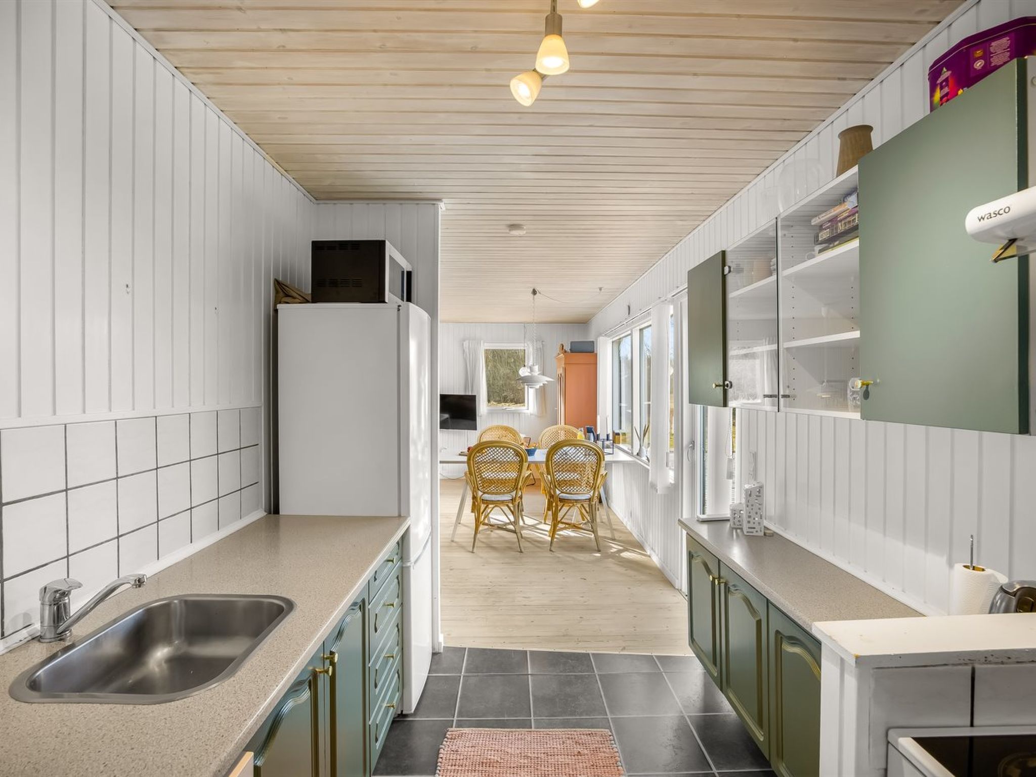 "Ruka" - 600m from the sea - Drinnen