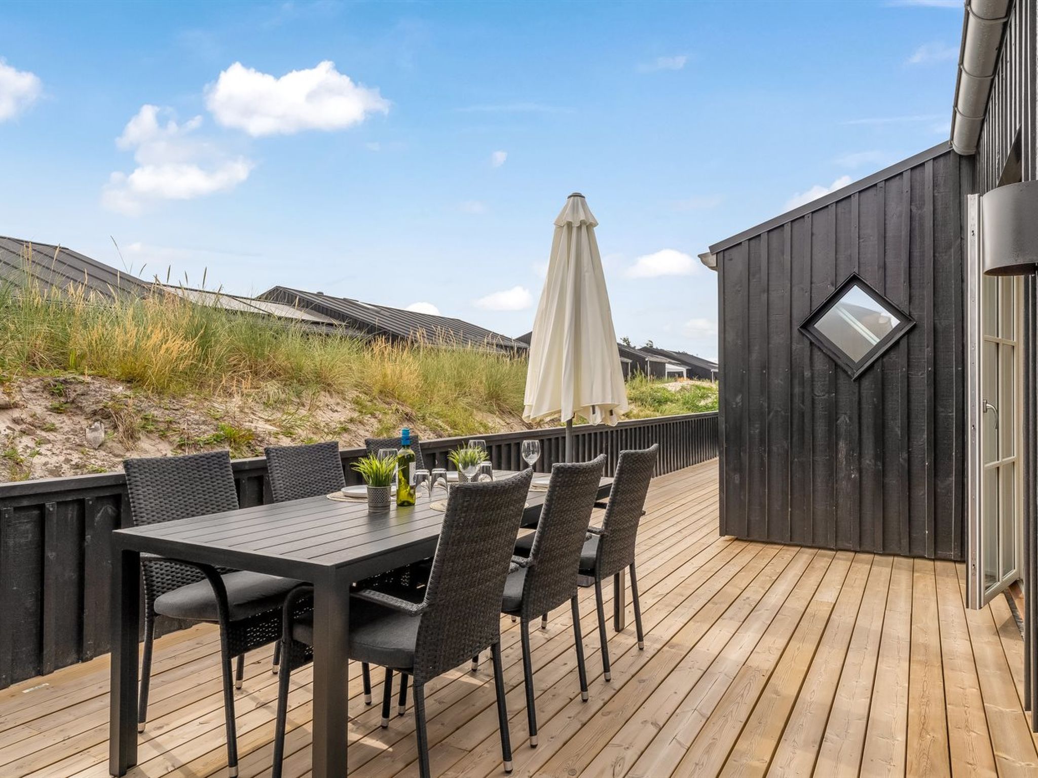 "Karoliina" - 500m from the sea - Buiten