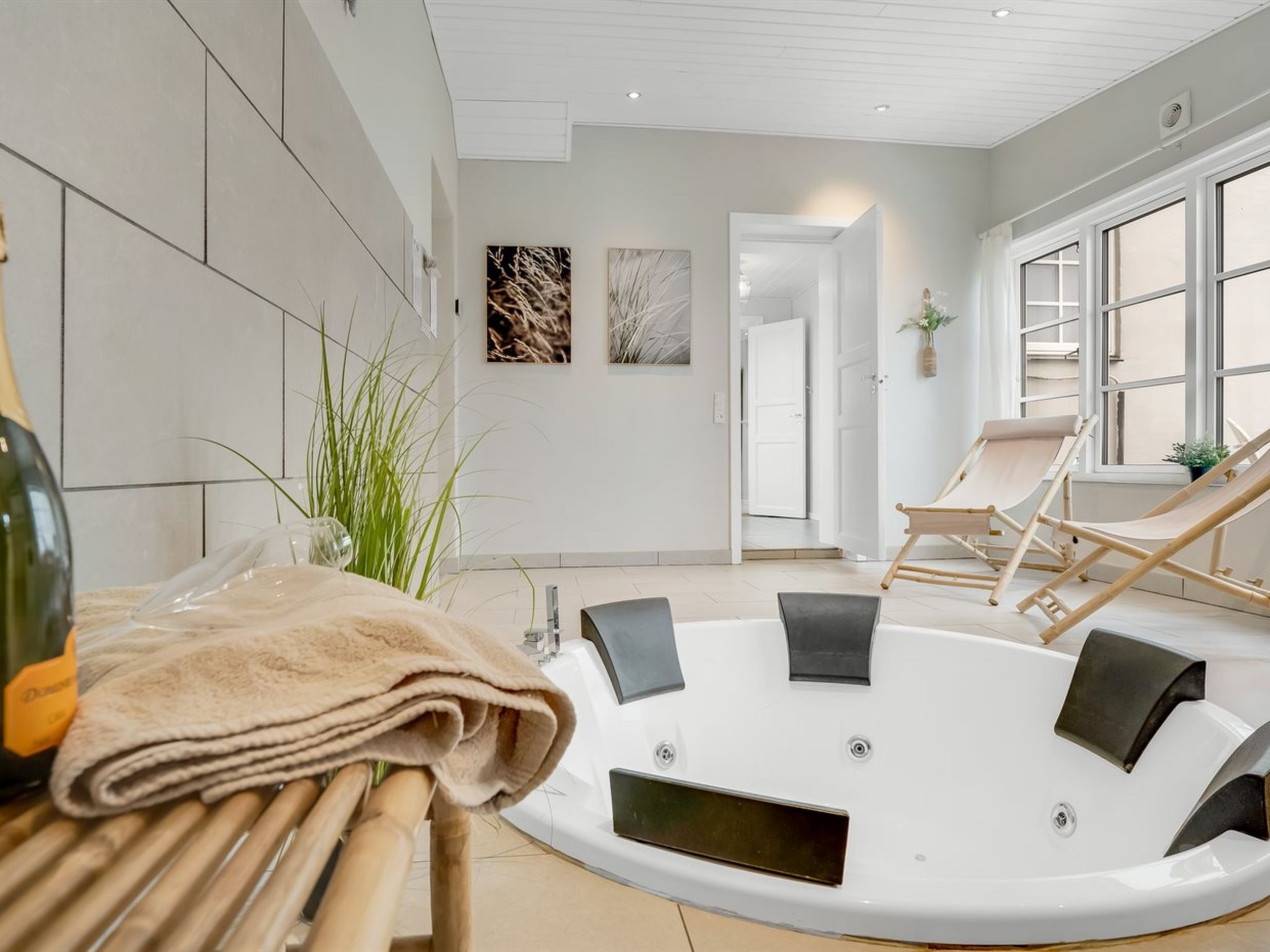 "Filine" - 100m from the sea