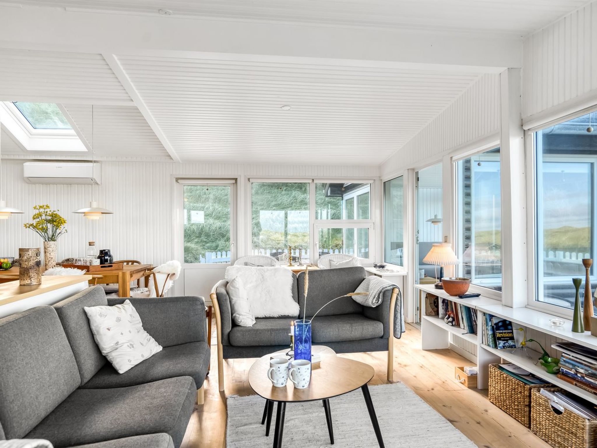 "Ineke" - 295m from the sea