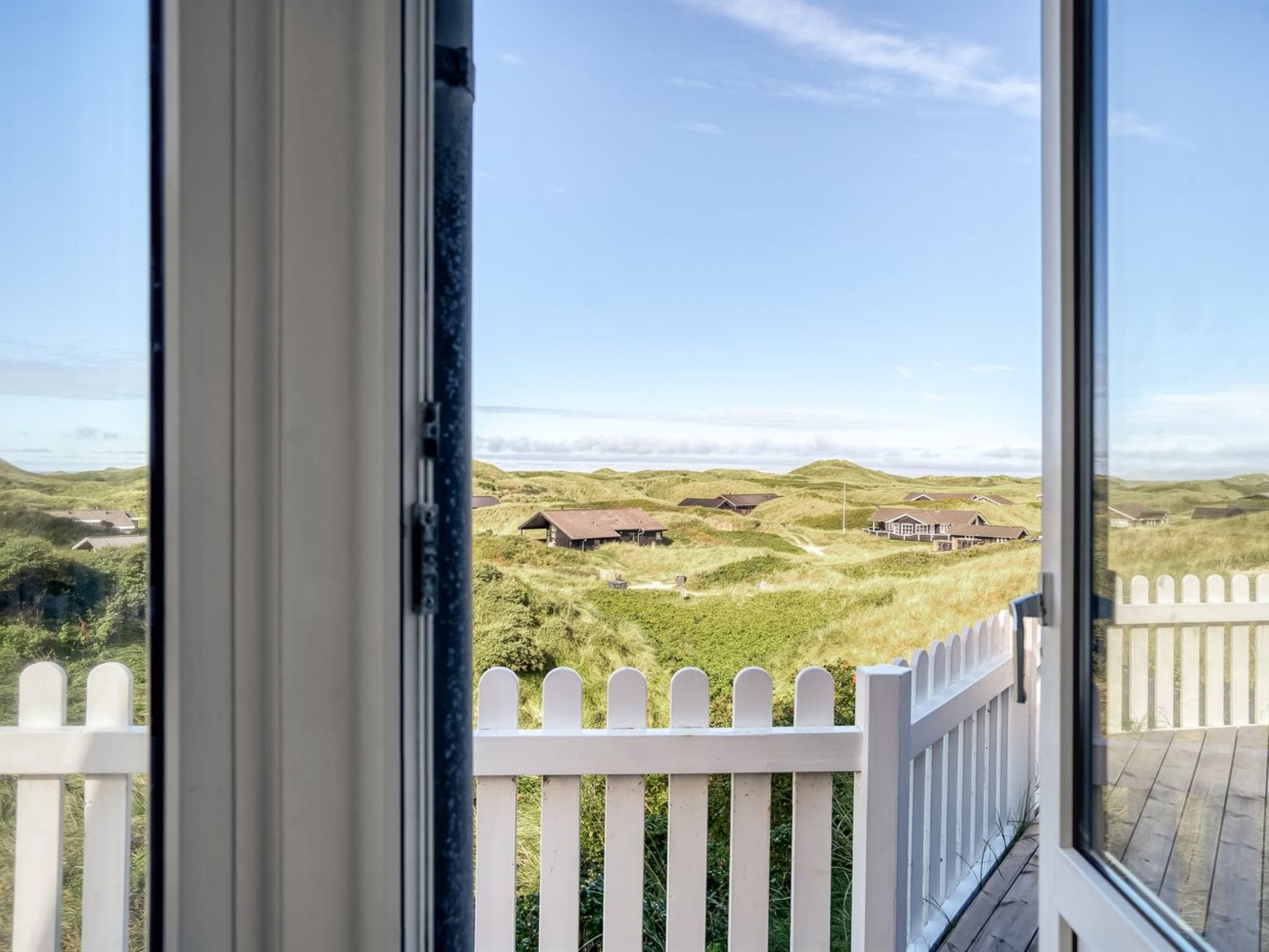 "Ineke" - 295m from the sea - Buiten