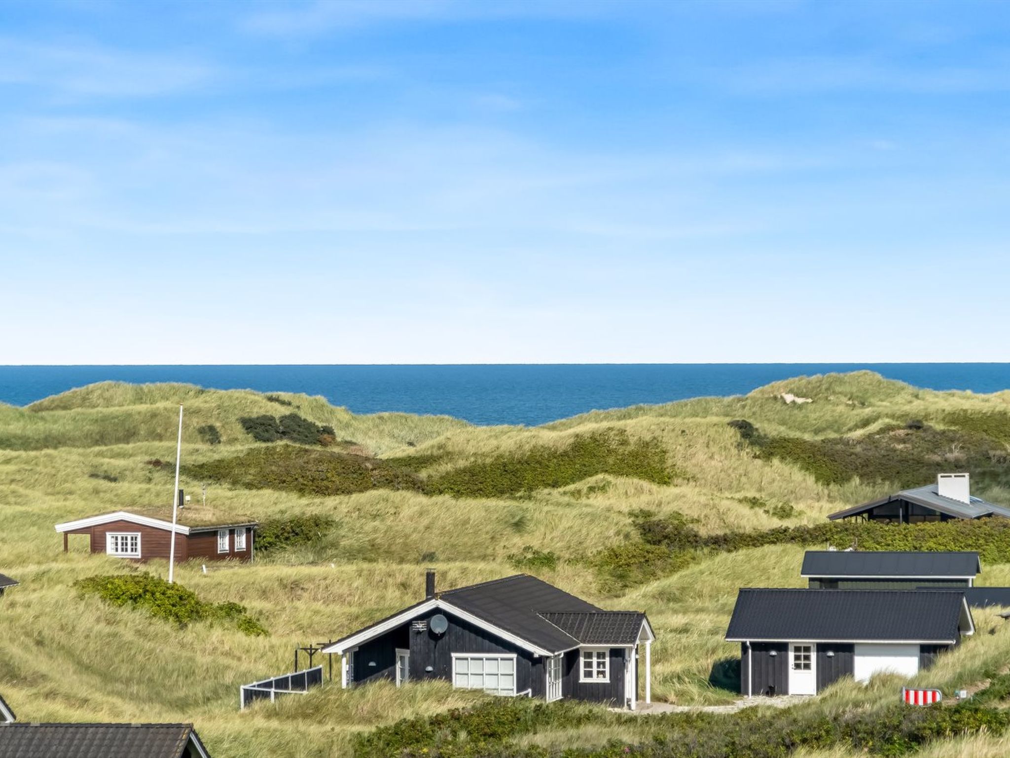 "Ineke" - 295m from the sea - Buiten