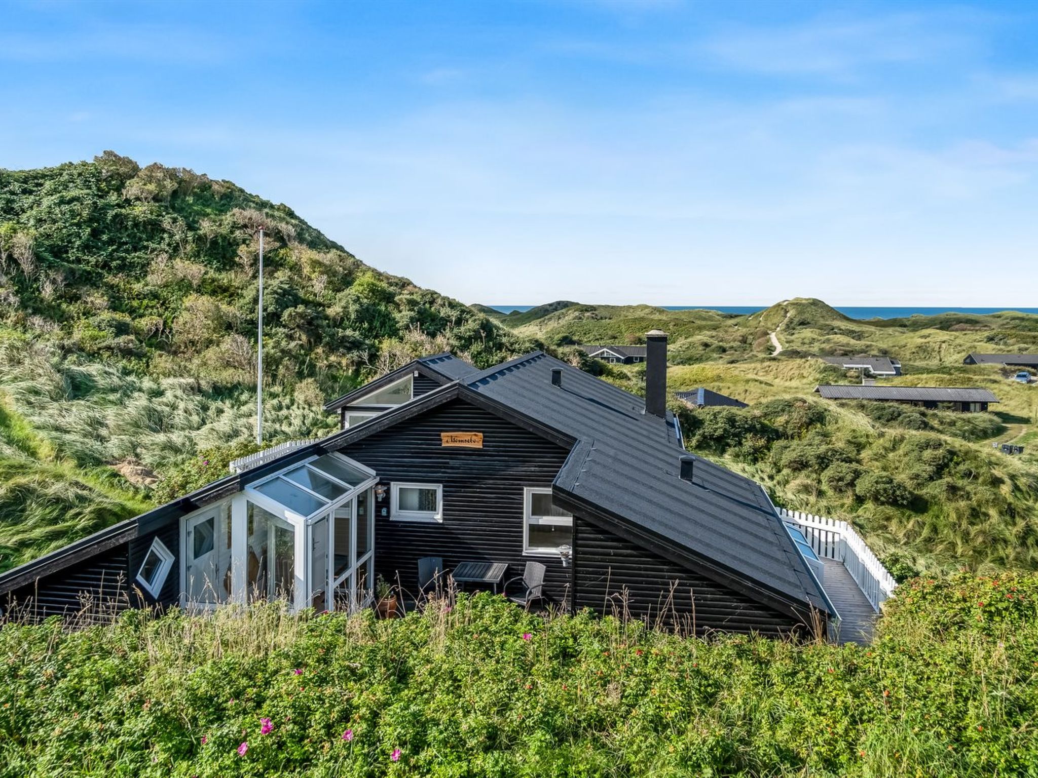 "Ineke" - 295m from the sea - Buiten