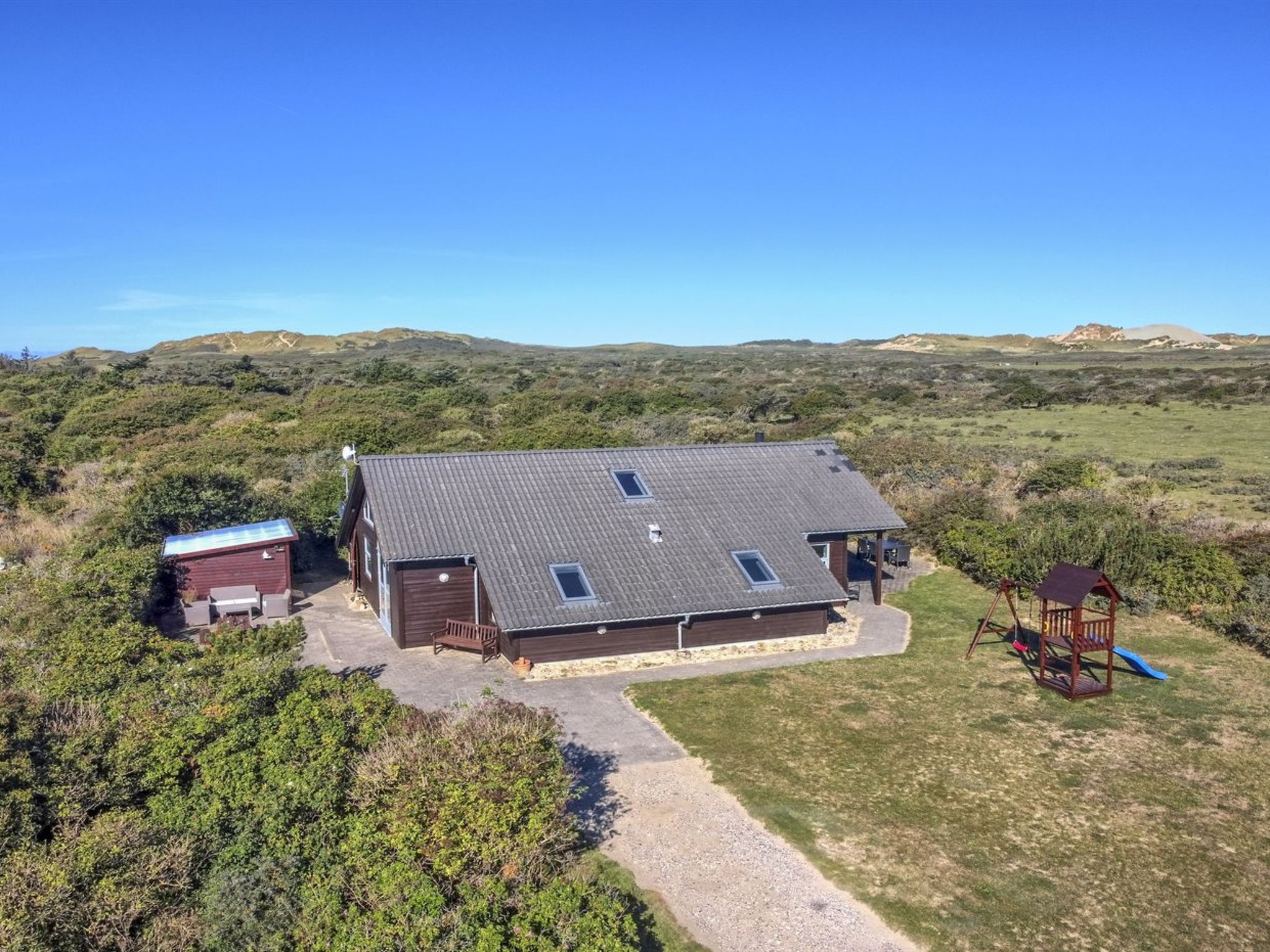 "Lothen" - 500m from the sea