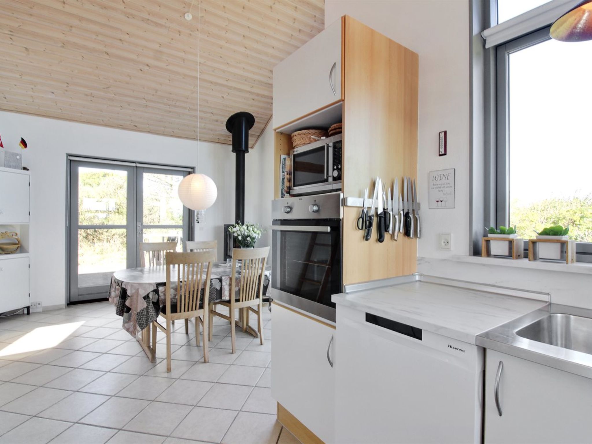 "Lothen" - 500m from the sea - Binnen