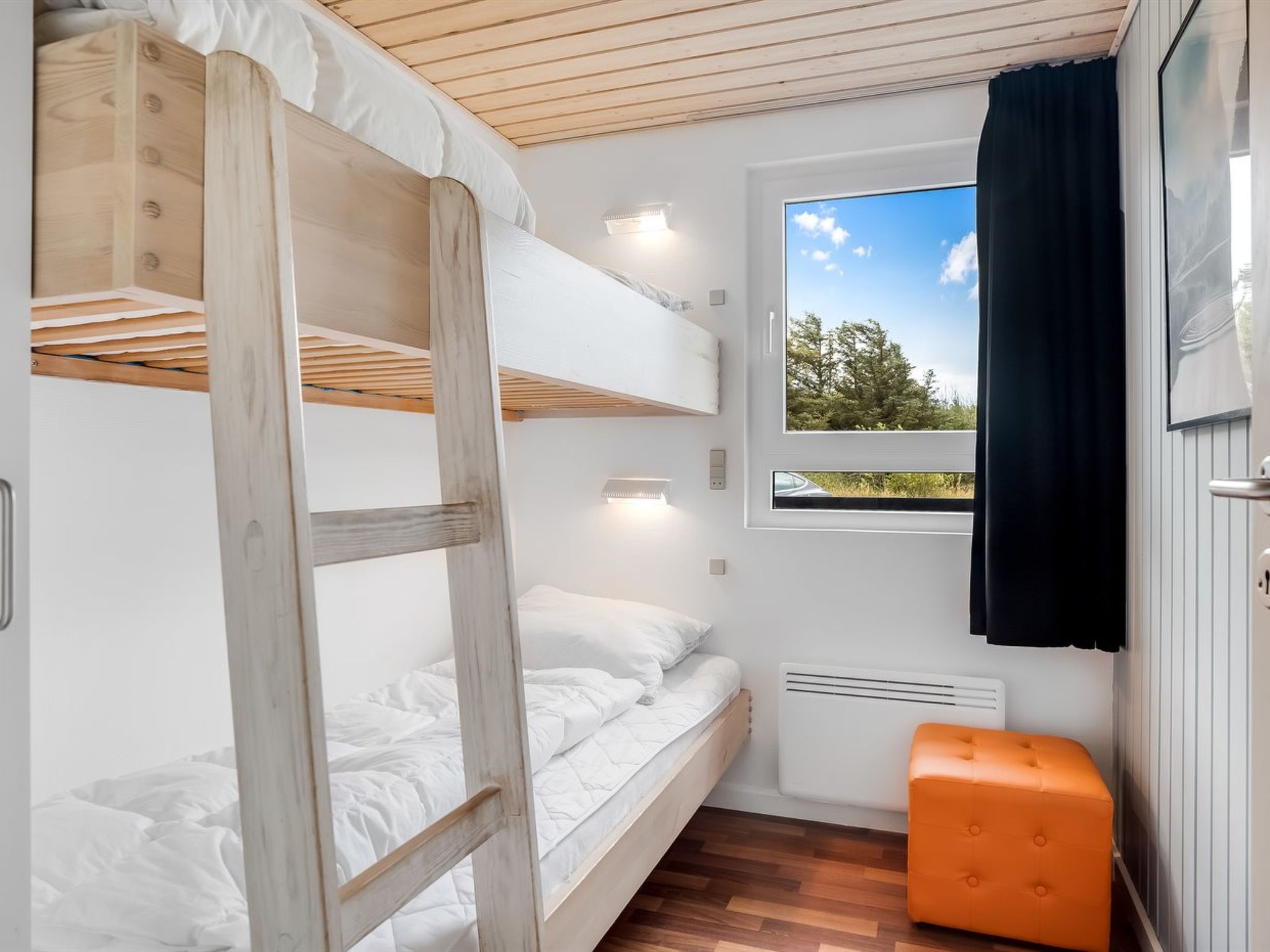 "Bengta" - 200m from the sea - Binnen