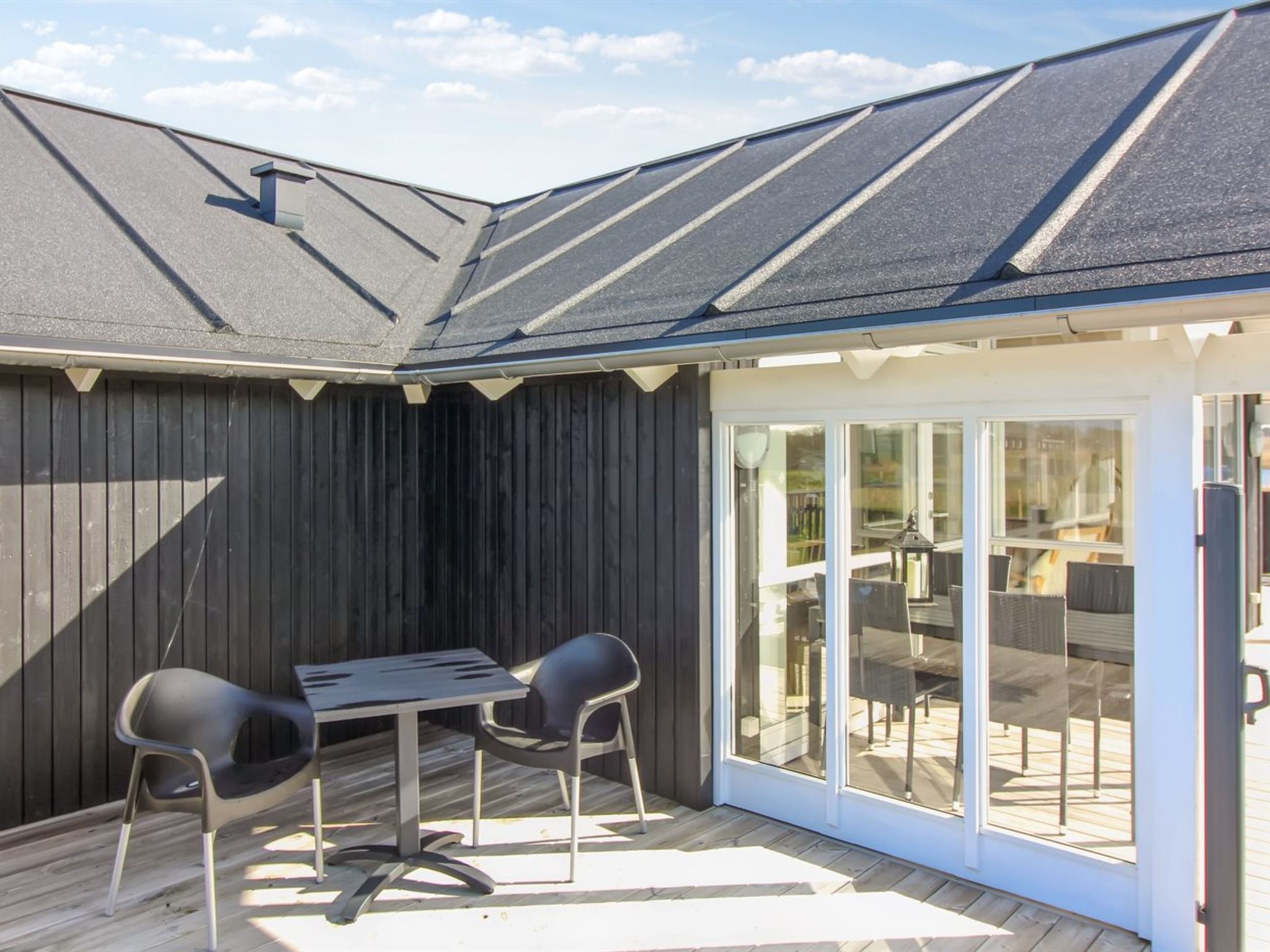 "Mirkka" - 1.5km from the sea - Buiten