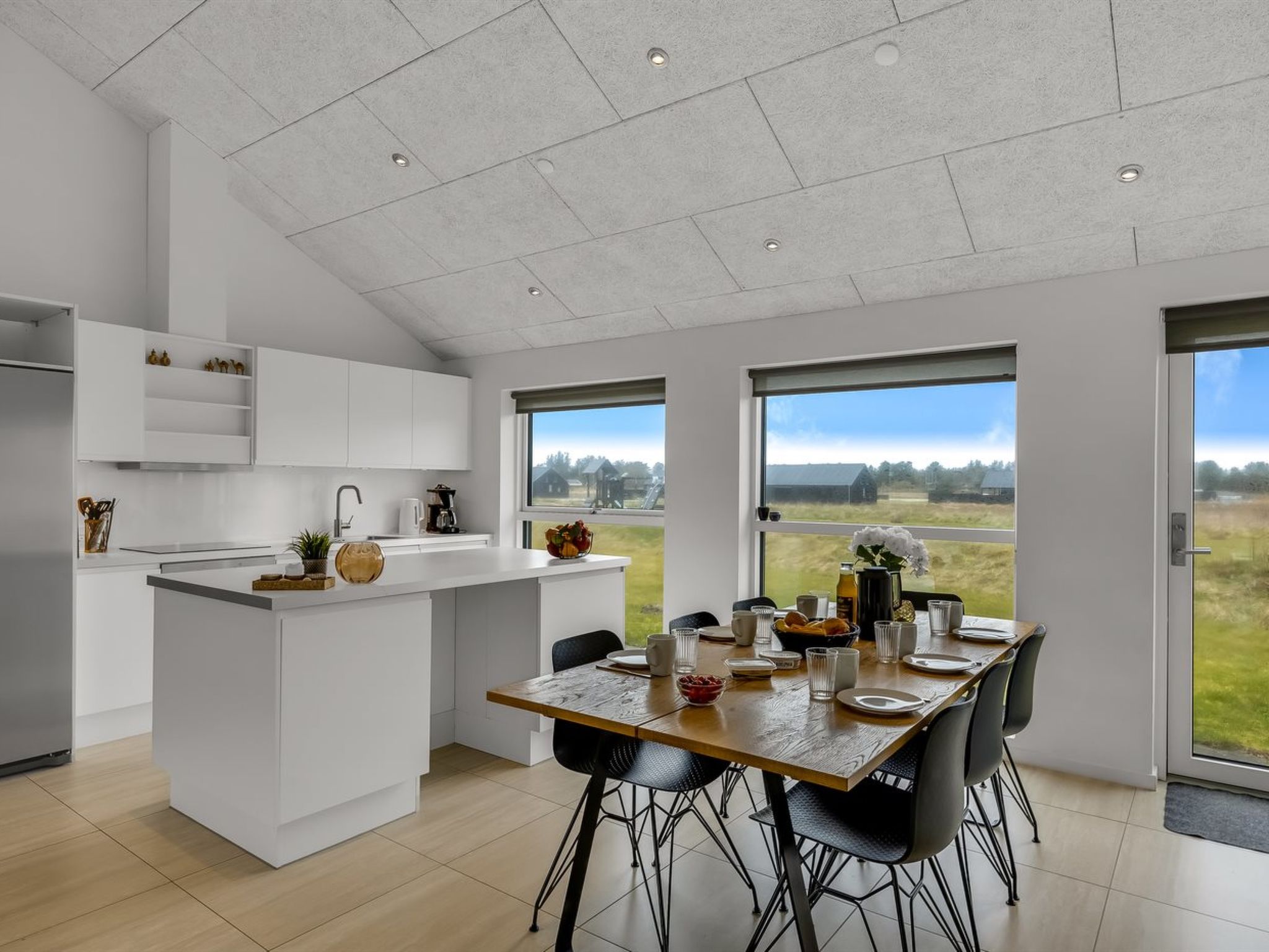 "Tatiane" - 1.5km from the sea - Inside