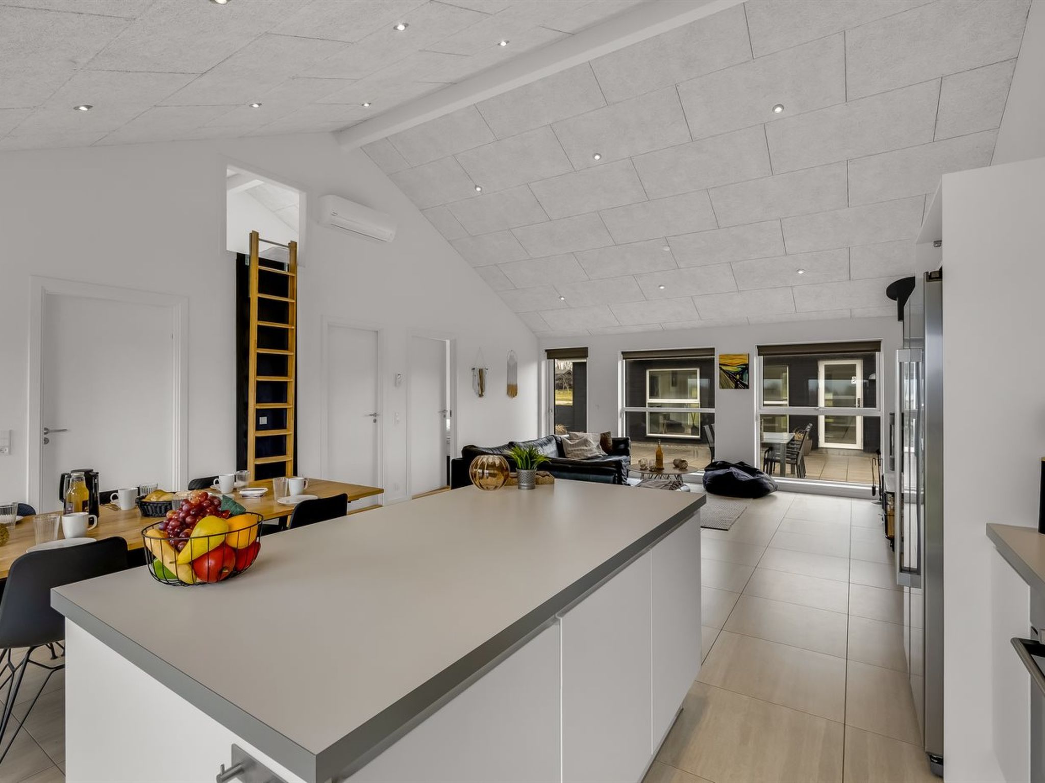 "Tatiane" - 1.5km from the sea - Inside