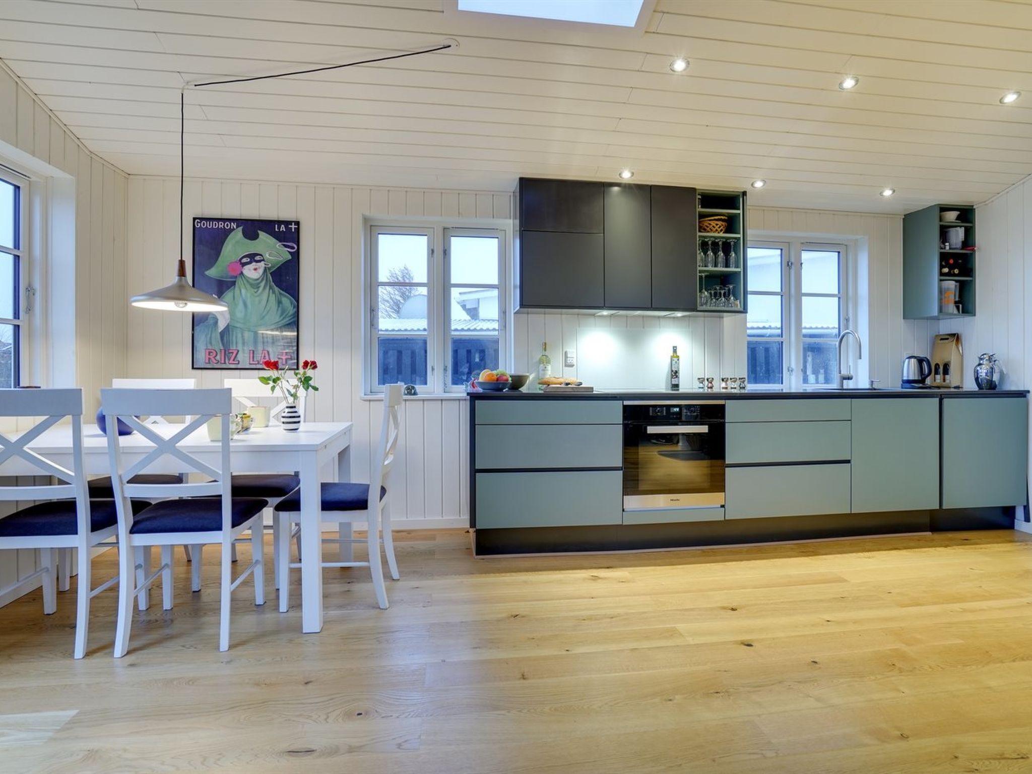 "Sofine" - 250m from the sea - Binnen