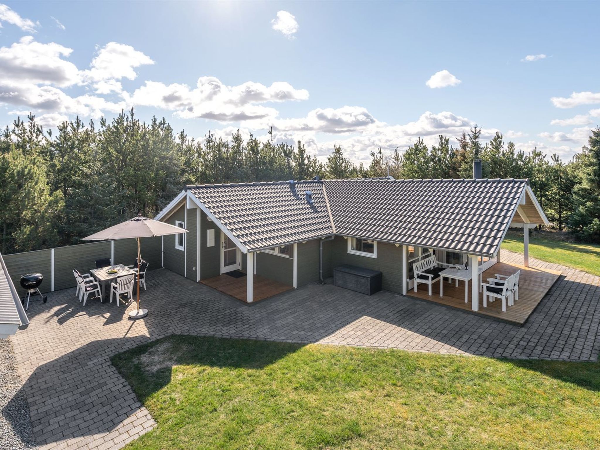 "Saana" - 700m from the sea - Outside