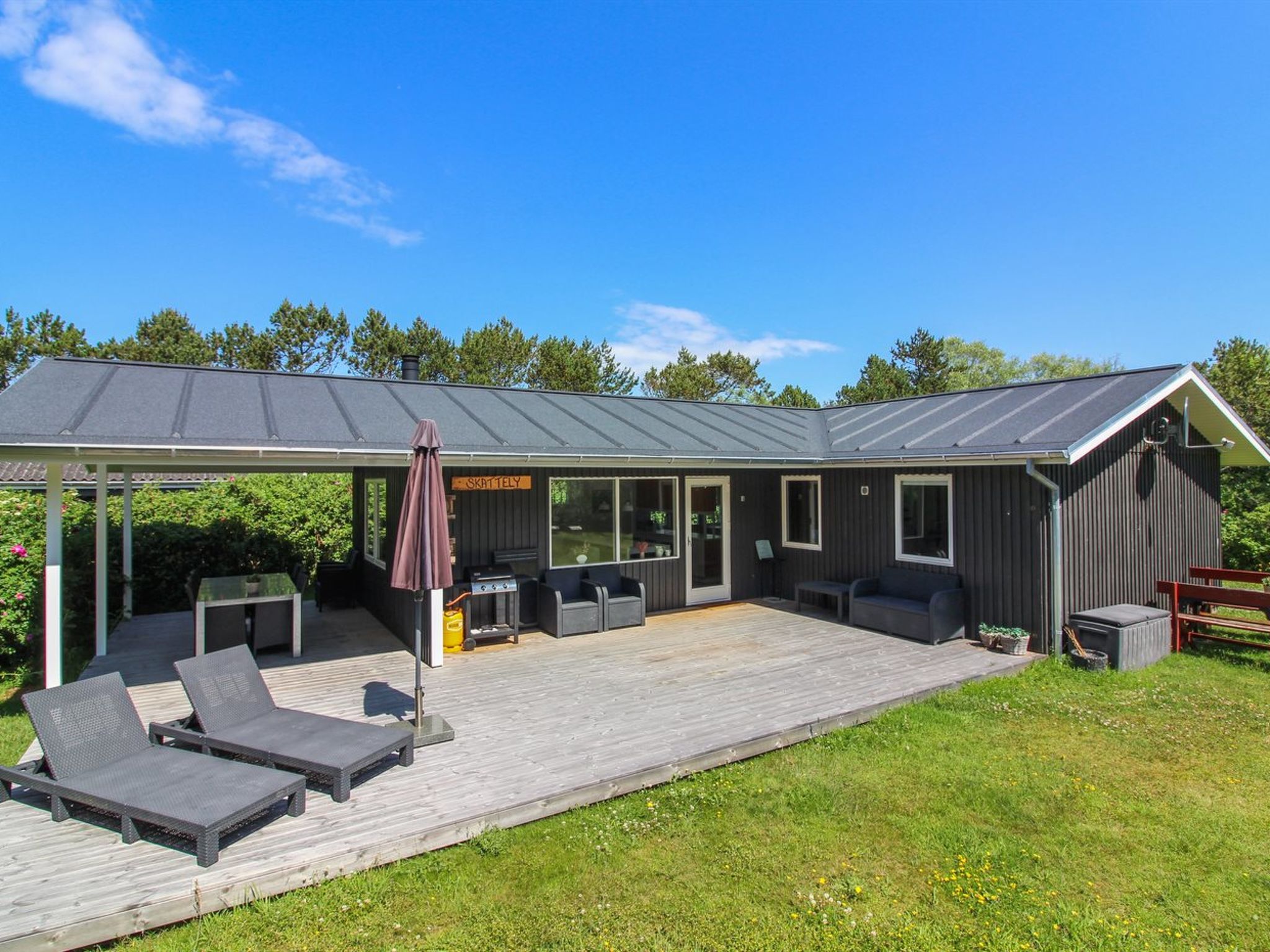 "Ylva" - 650m from the sea