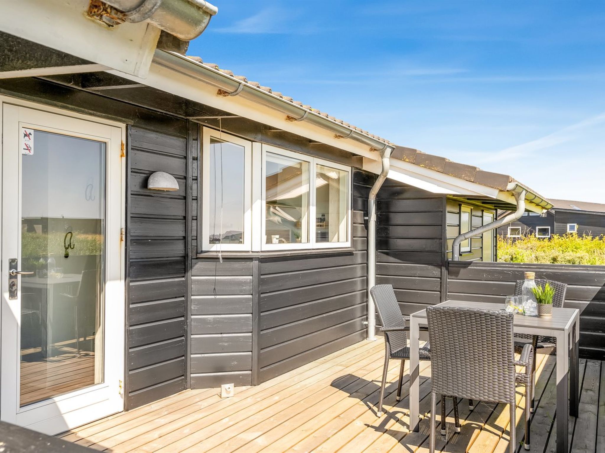 "Heidy" - 450m from the sea-Buiten