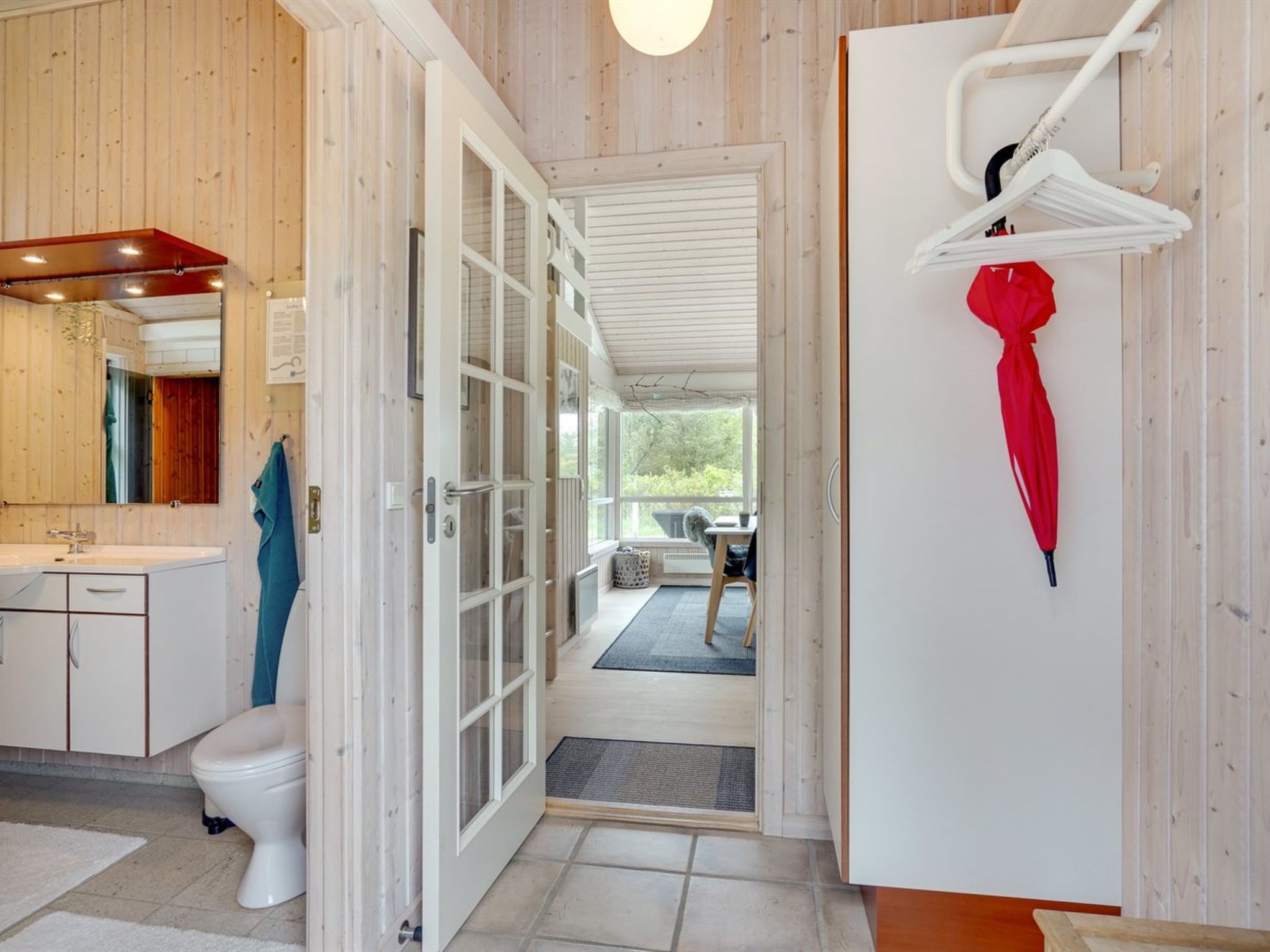"Jara" - 700m from the sea - Binnen