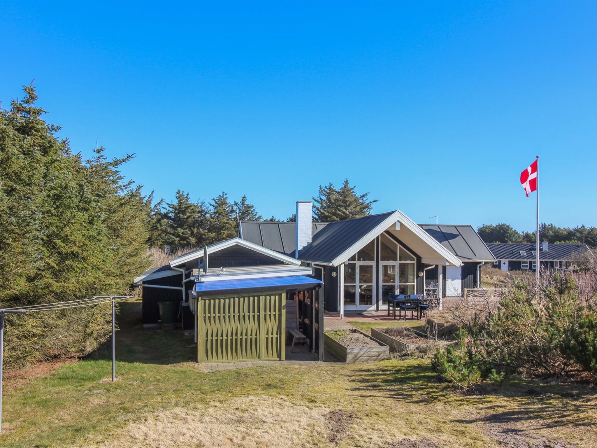 "Tilda" - 275m from the sea - Buiten