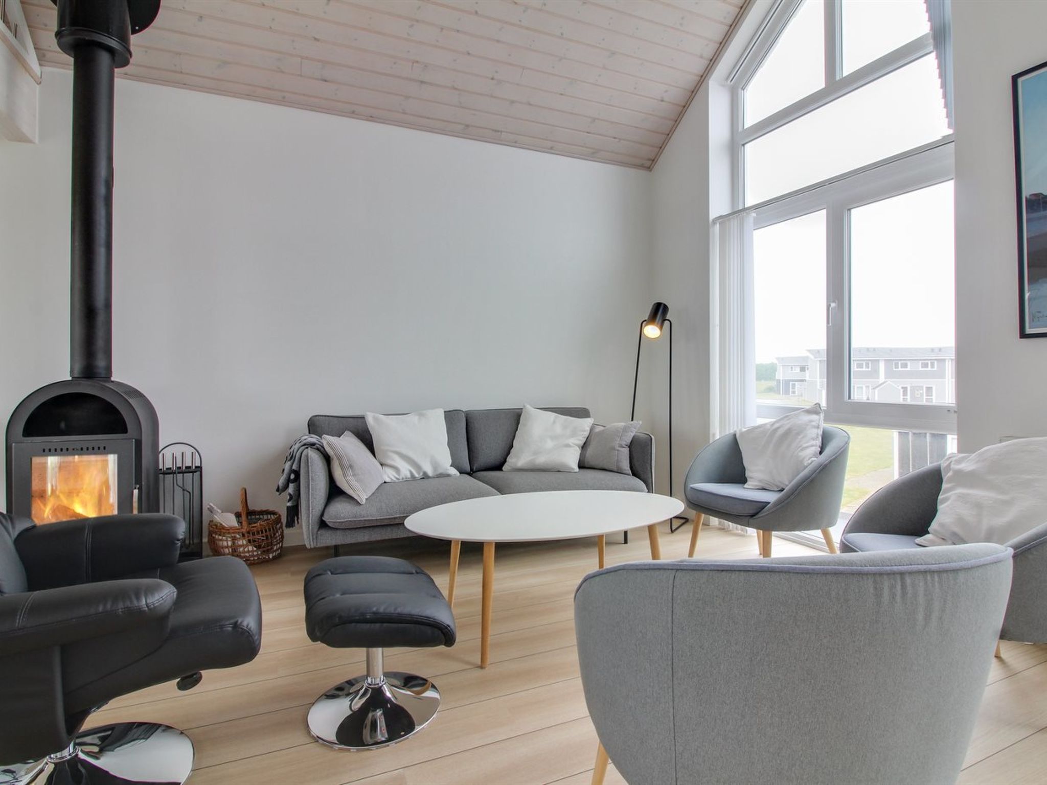 "Adna" - 700m from the sea — Living Room (5 of 25)