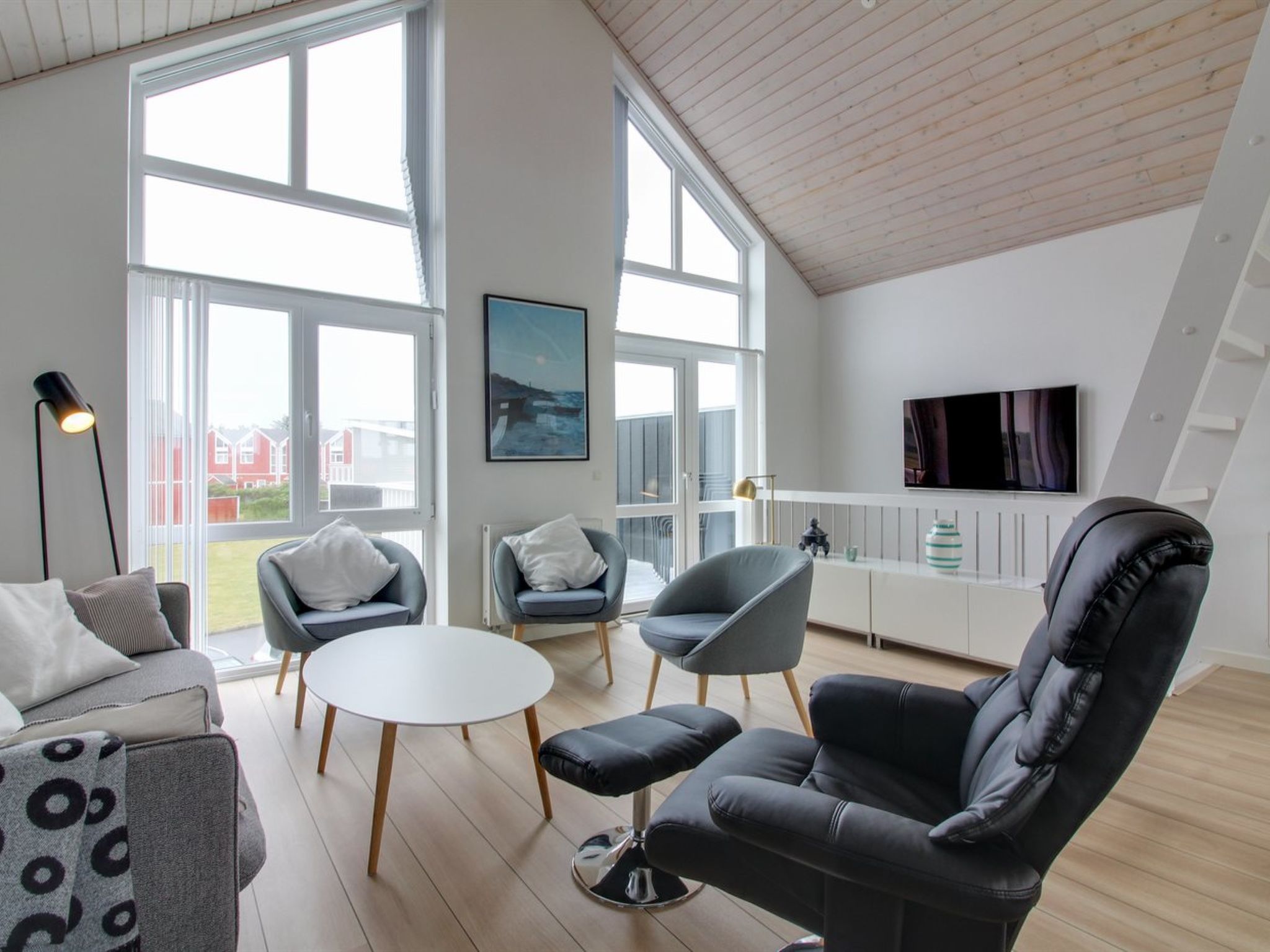 "Adna" - 700m from the sea - Binnen