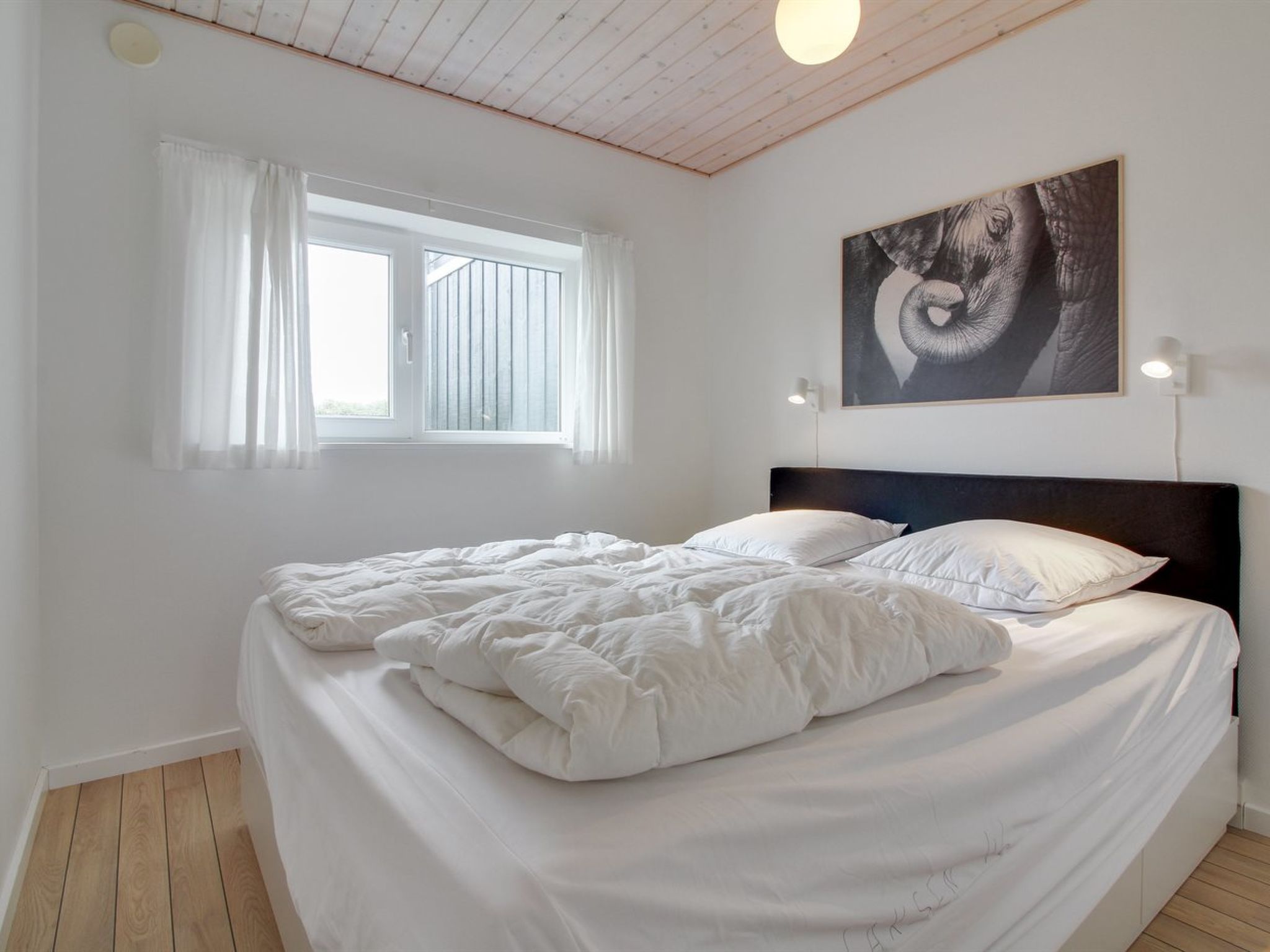 "Adna" - 700m from the sea - Binnen