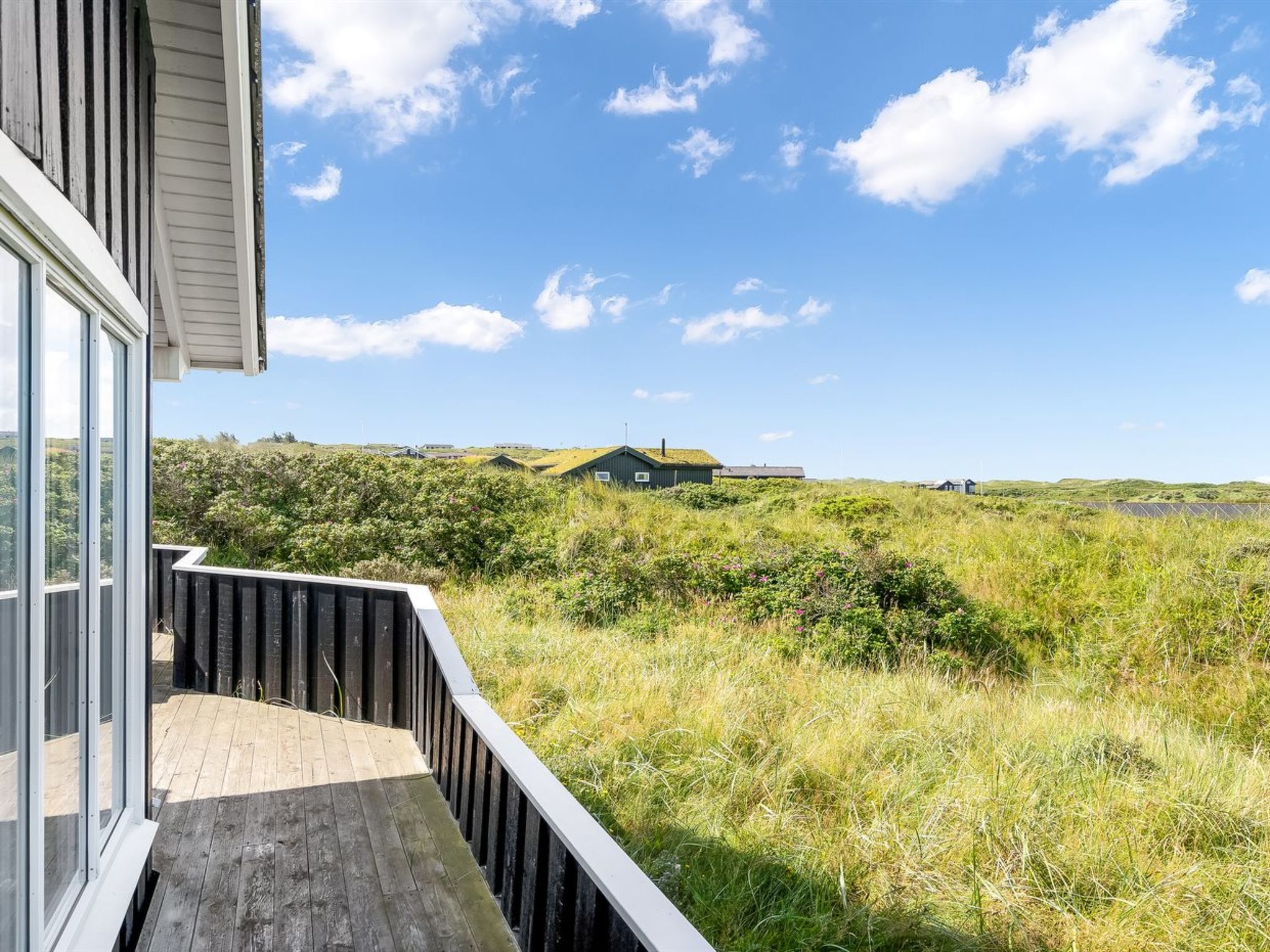 "Kasperi" - 250m from the sea - Buiten