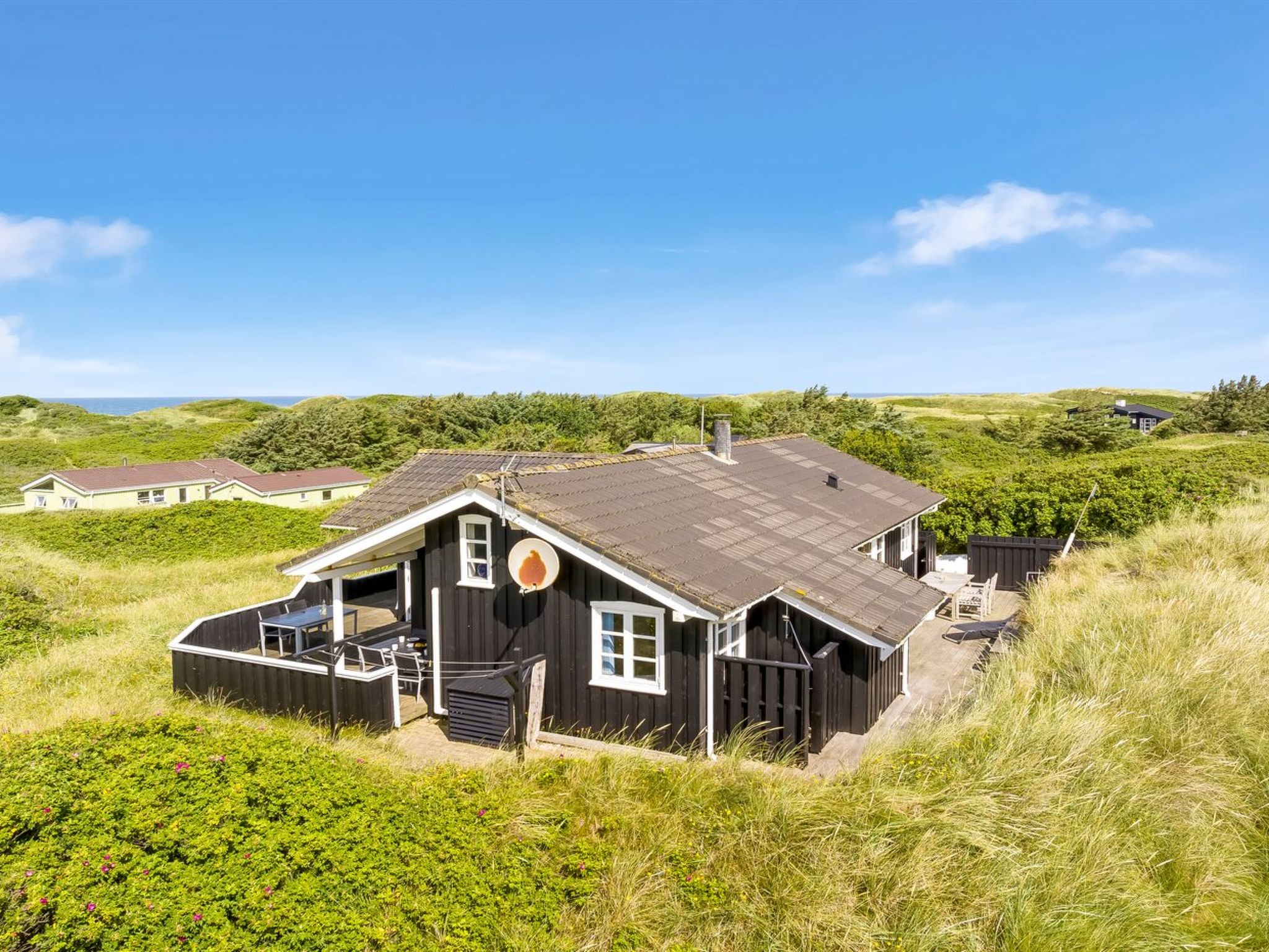 "Kasperi" - 250m from the sea - Buiten