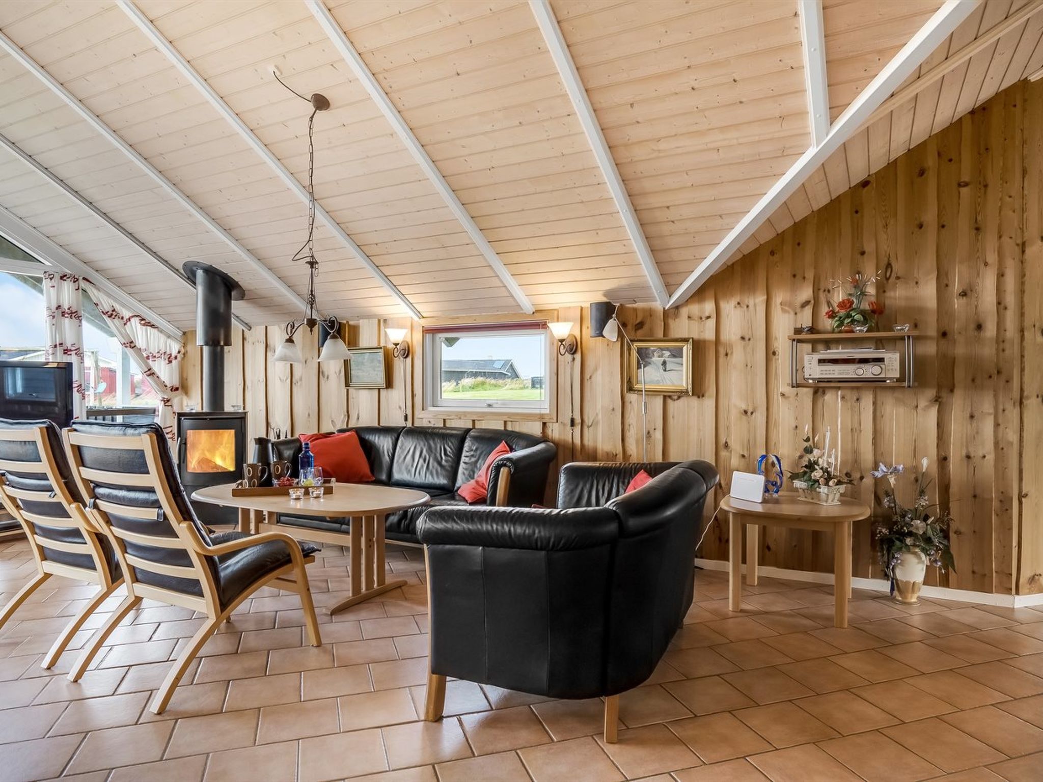"Freya" - 200m from the sea