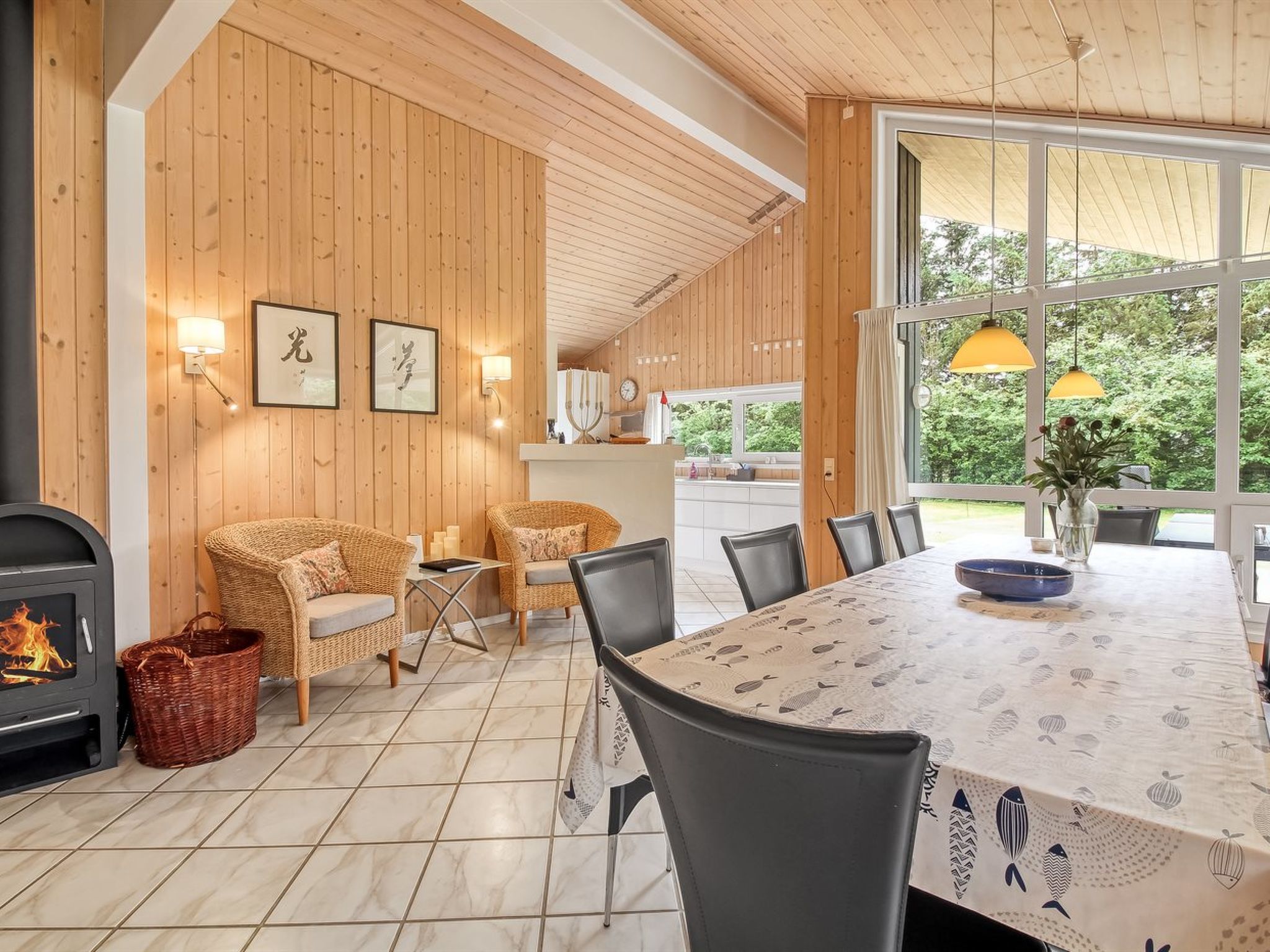 "Aniki" - 1.4km from the sea - Binnen