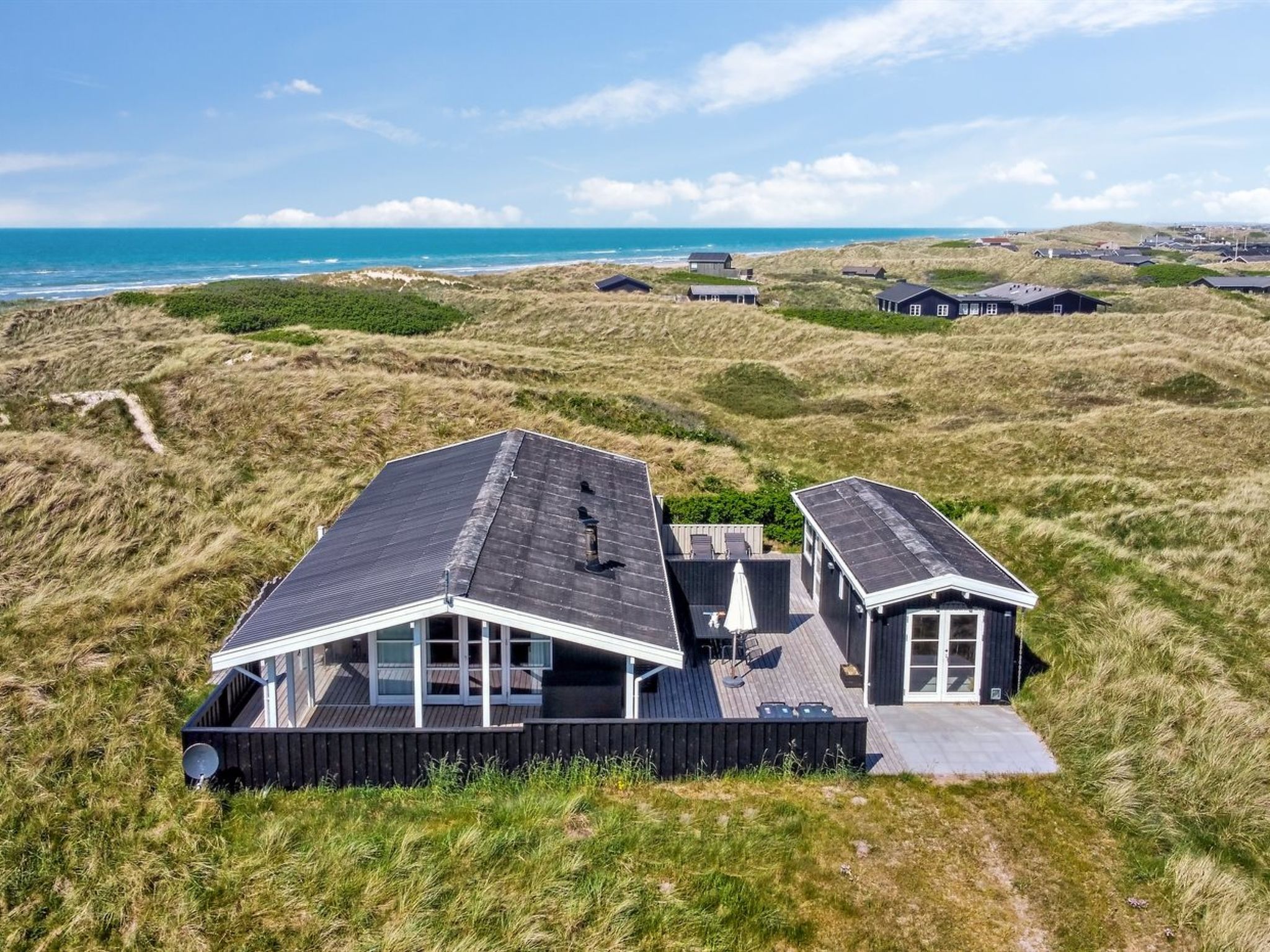 "Gojko" - 140m from the sea-Buiten
