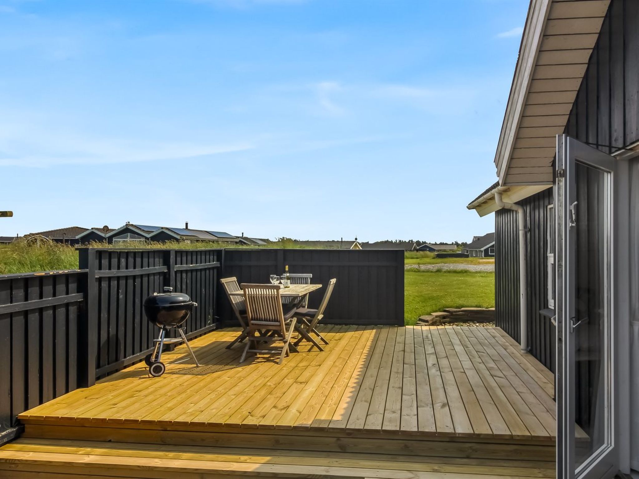 "Wifred" - 250m from the sea - Buiten
