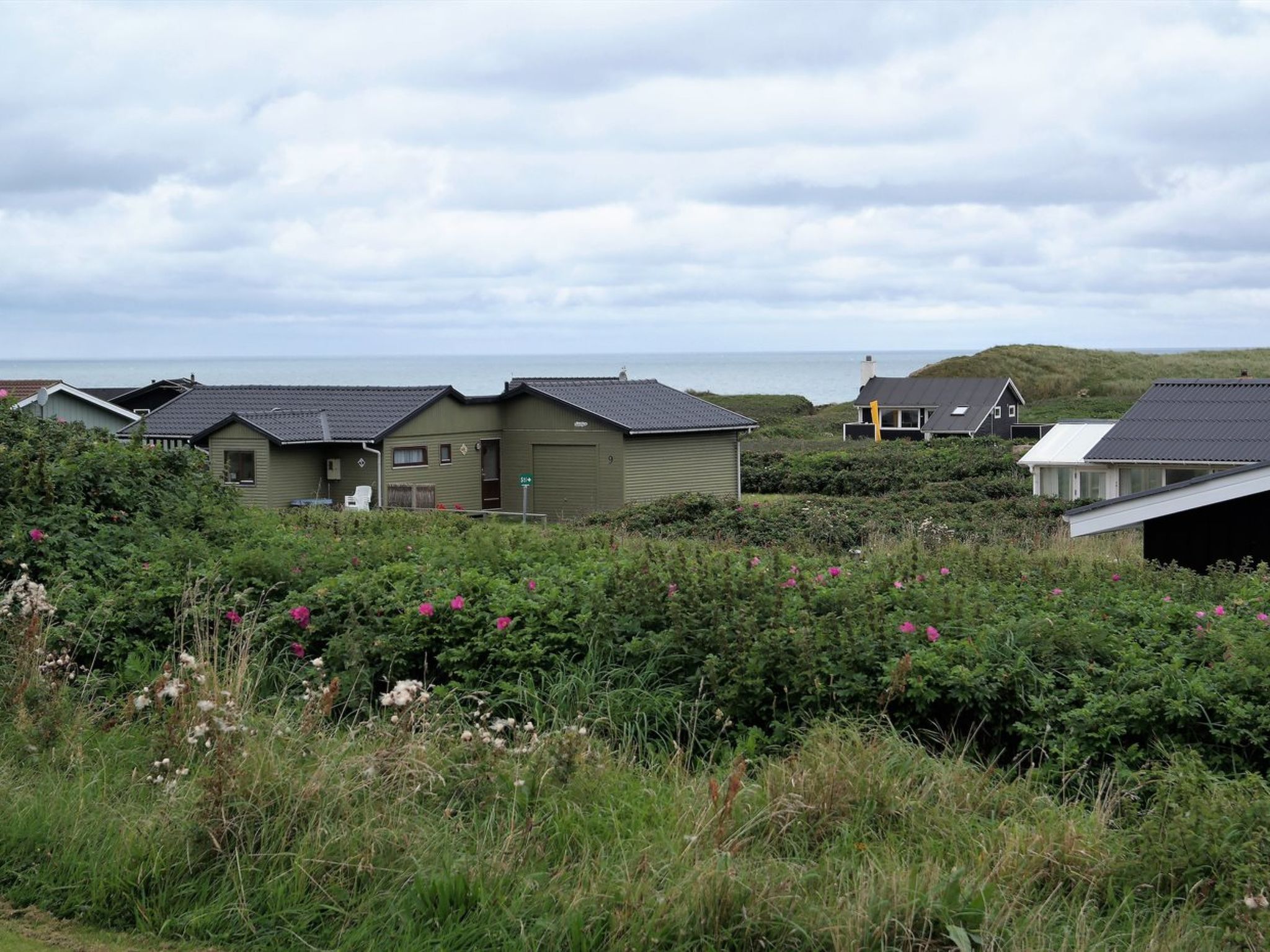 "Wifred" - 250m from the sea - Buiten