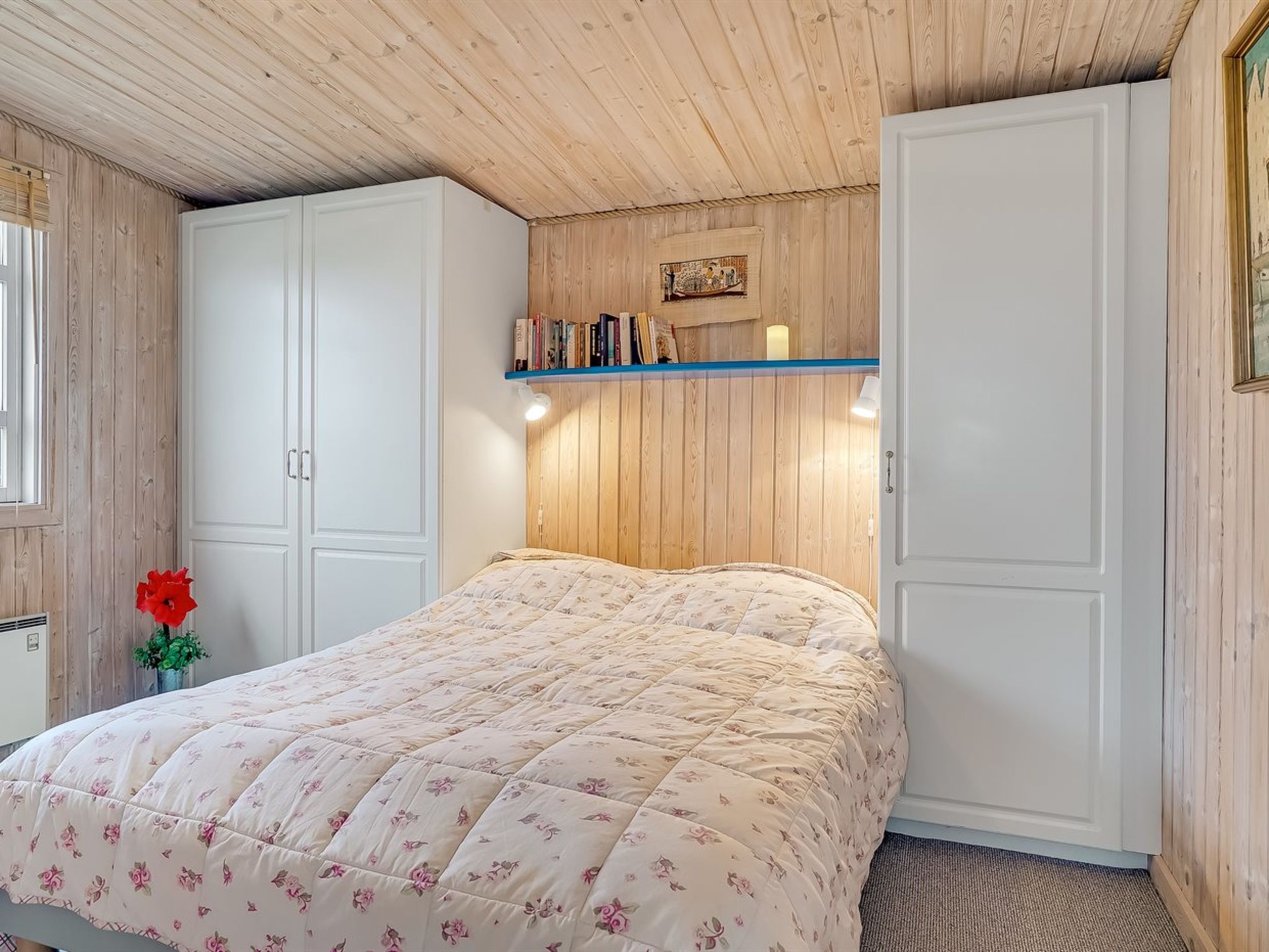 "Dyveke" - 220m from the sea-Binnen