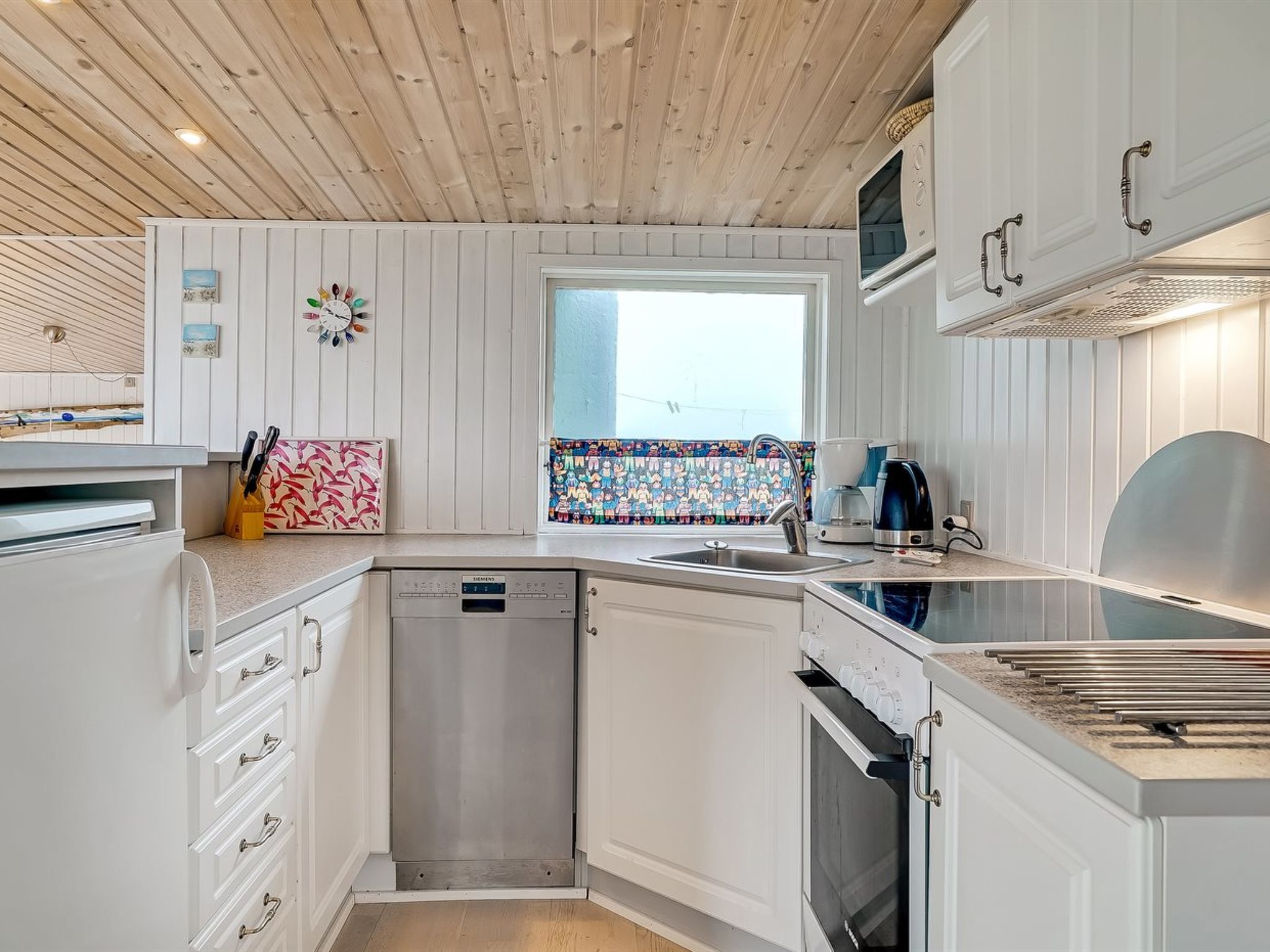"Dyveke" - 220m from the sea - Binnen