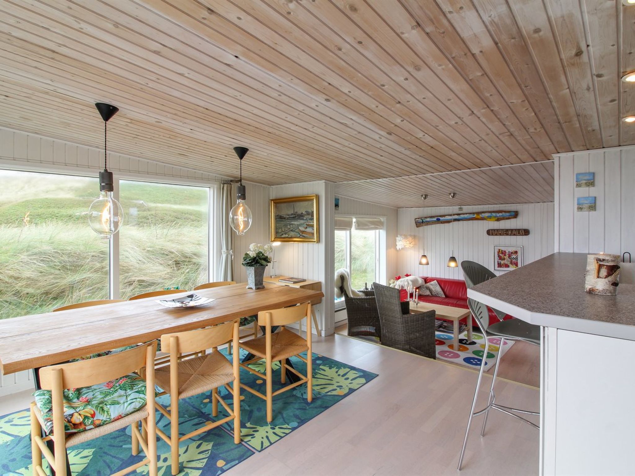 "Dyveke" - 220m from the sea - Binnen