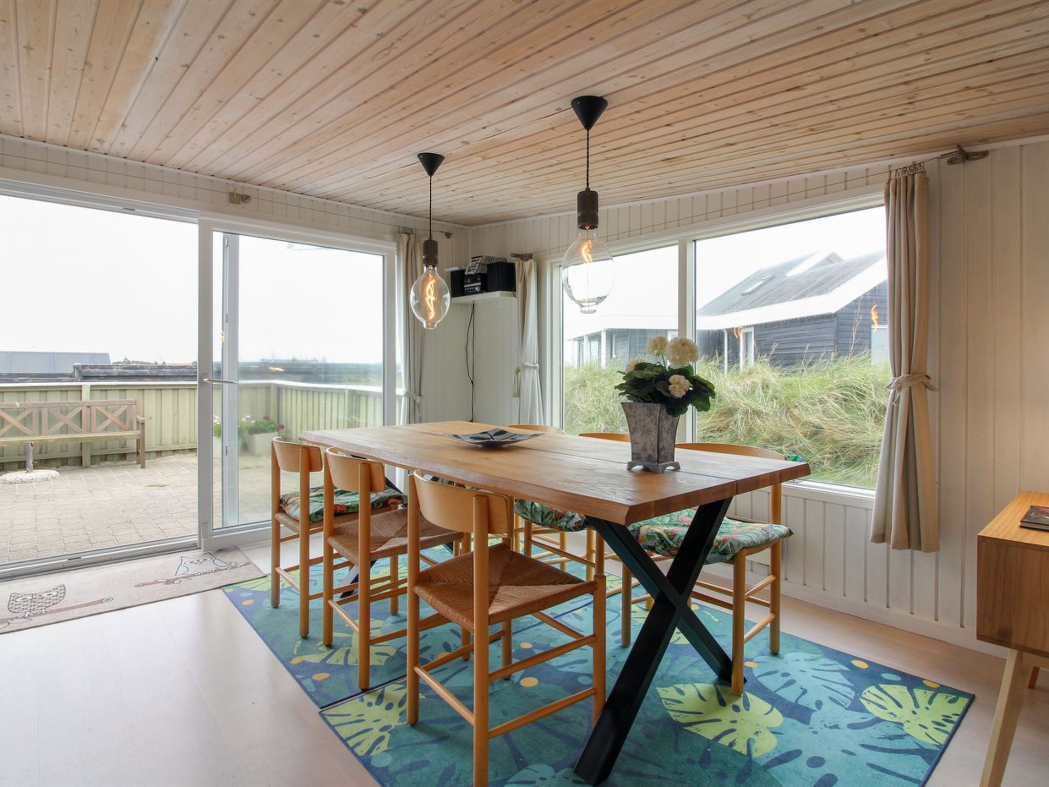 "Dyveke" - 220m from the sea - Binnen