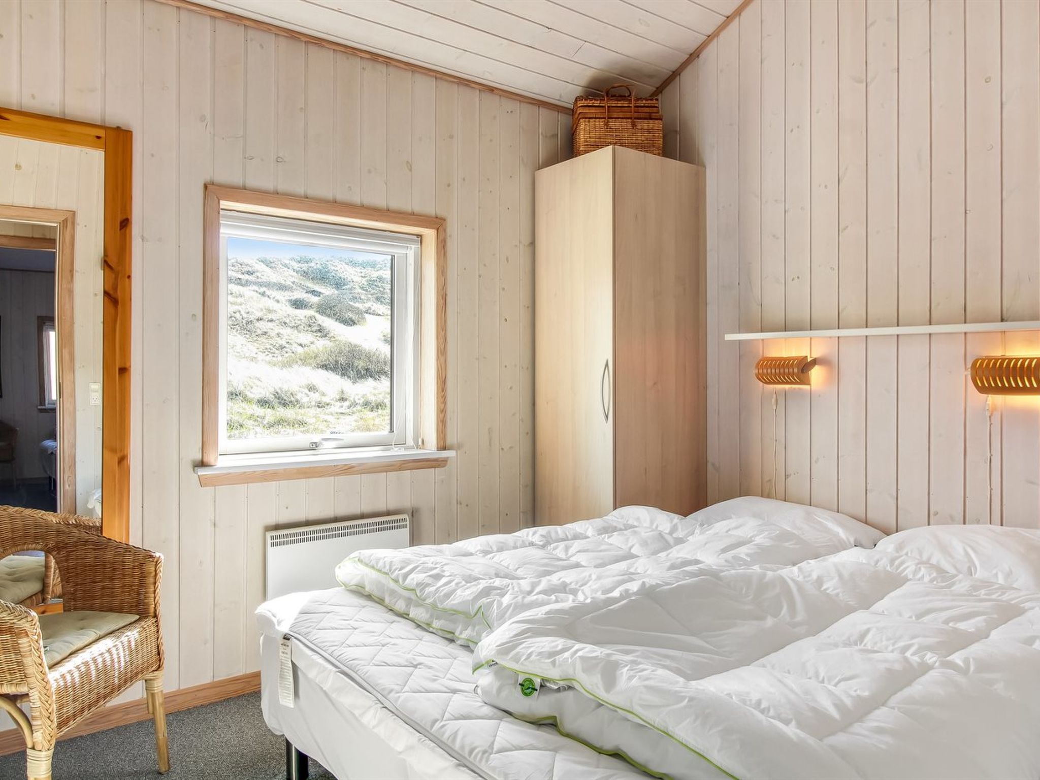 "Åmunde" - 150m from the sea - Binnen