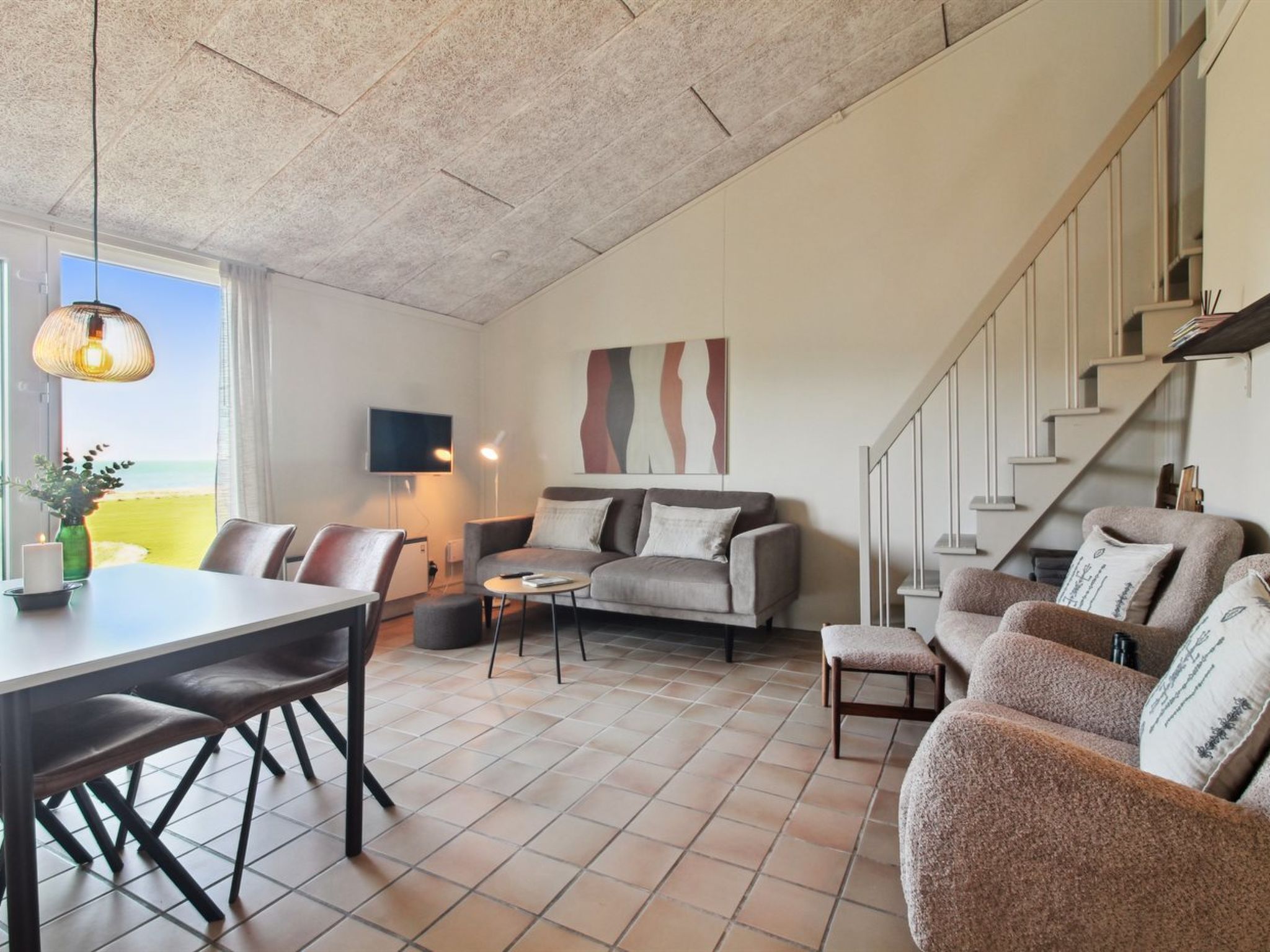 "Eydis" - 150m from the sea - Binnen