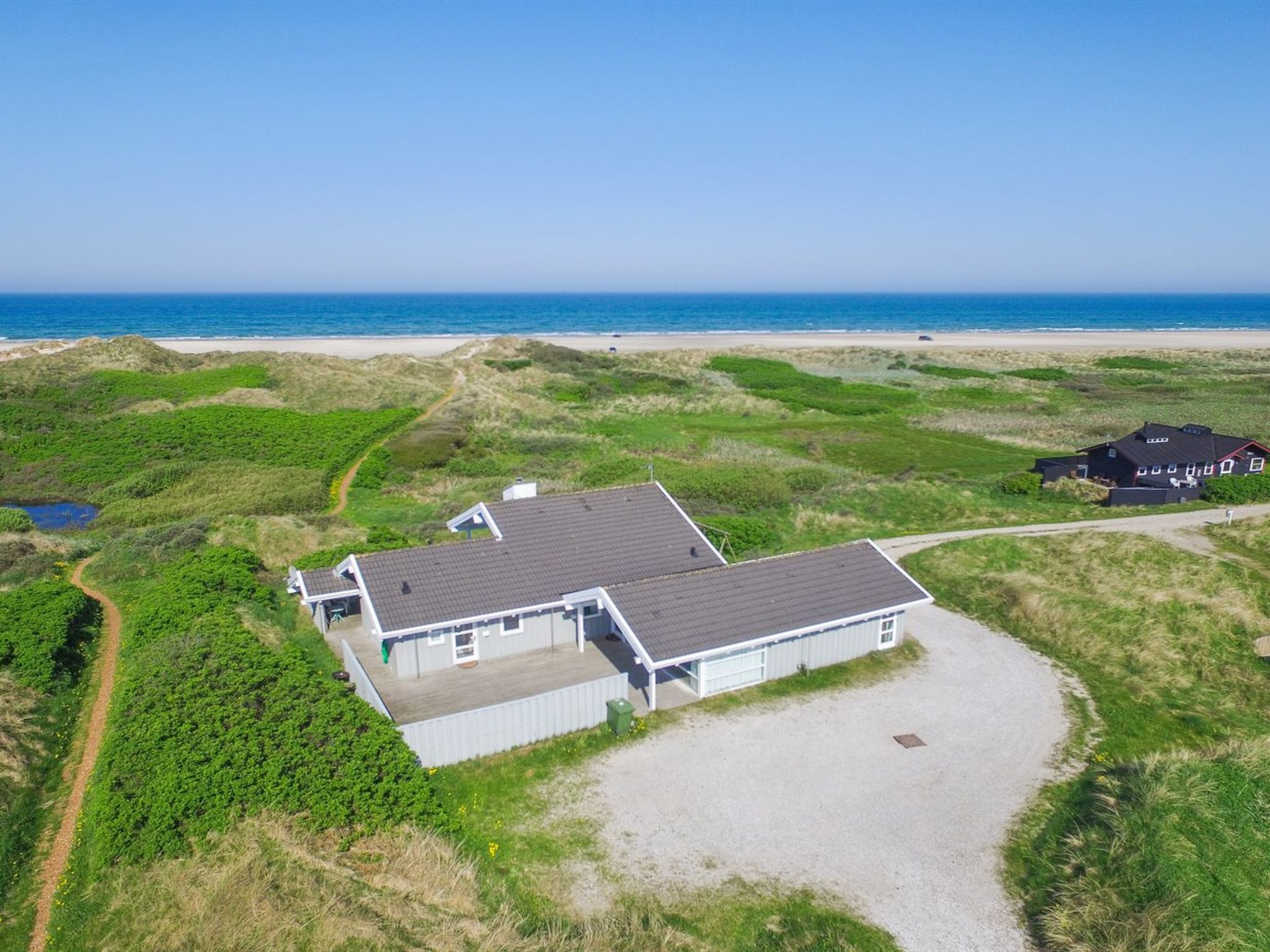 "Anne" - 100m from the sea