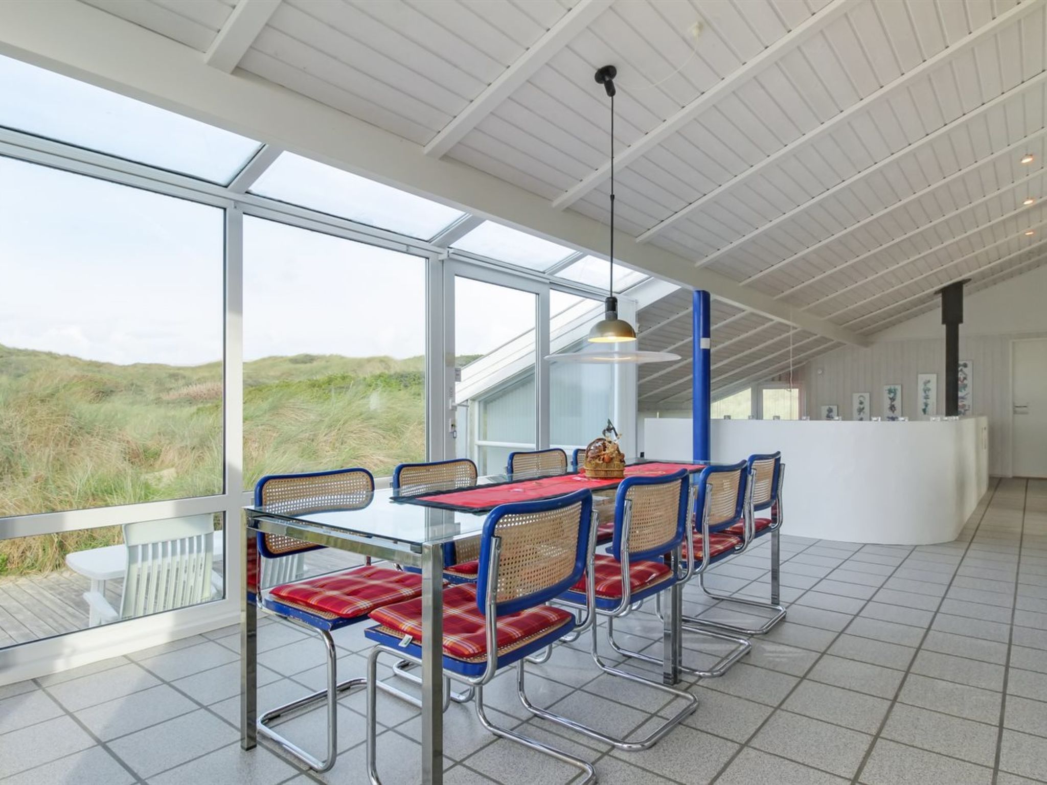 "Avni" - 200m from the sea - Binnen