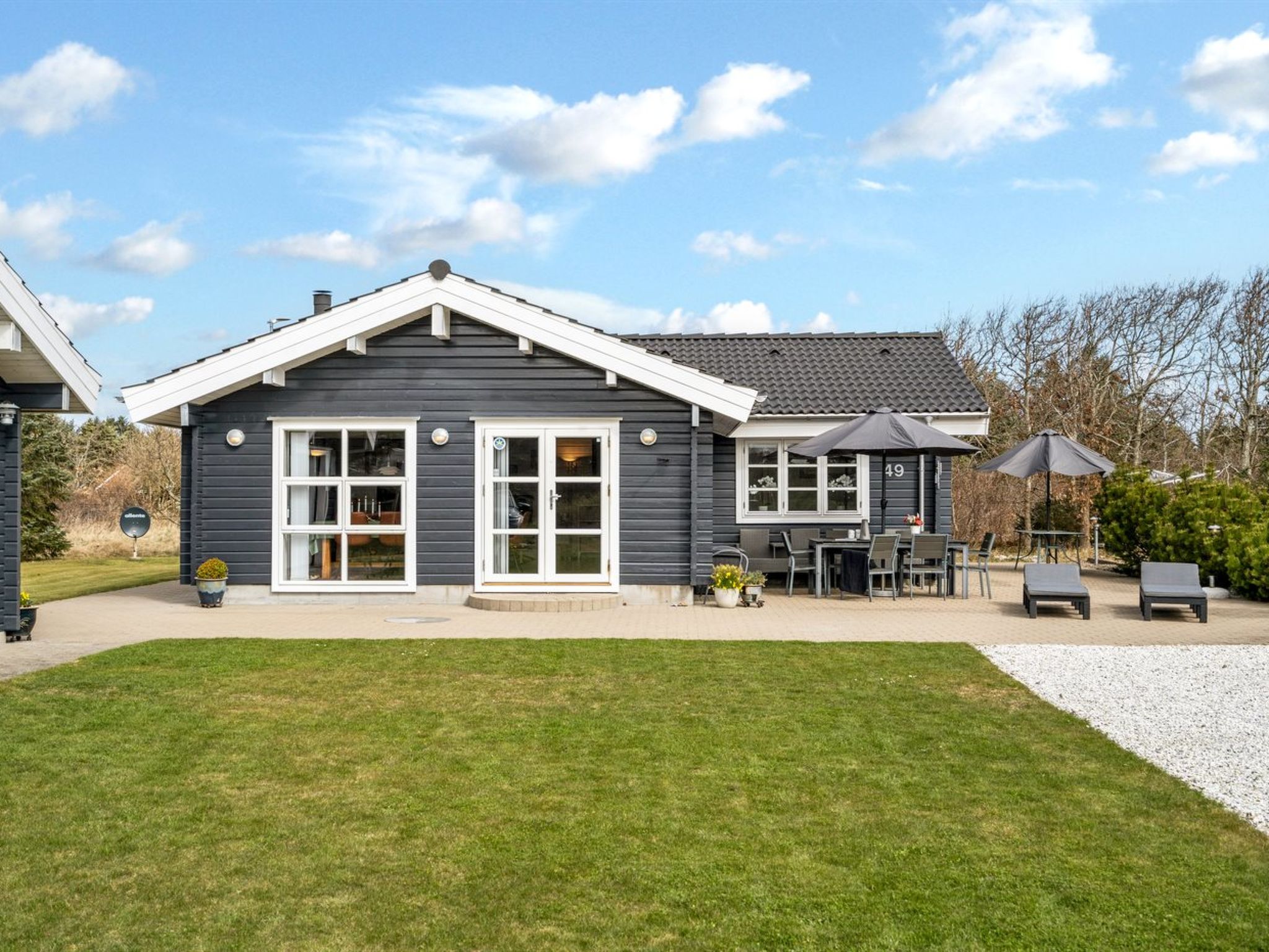"Mathy" - 900m from the sea - Buiten