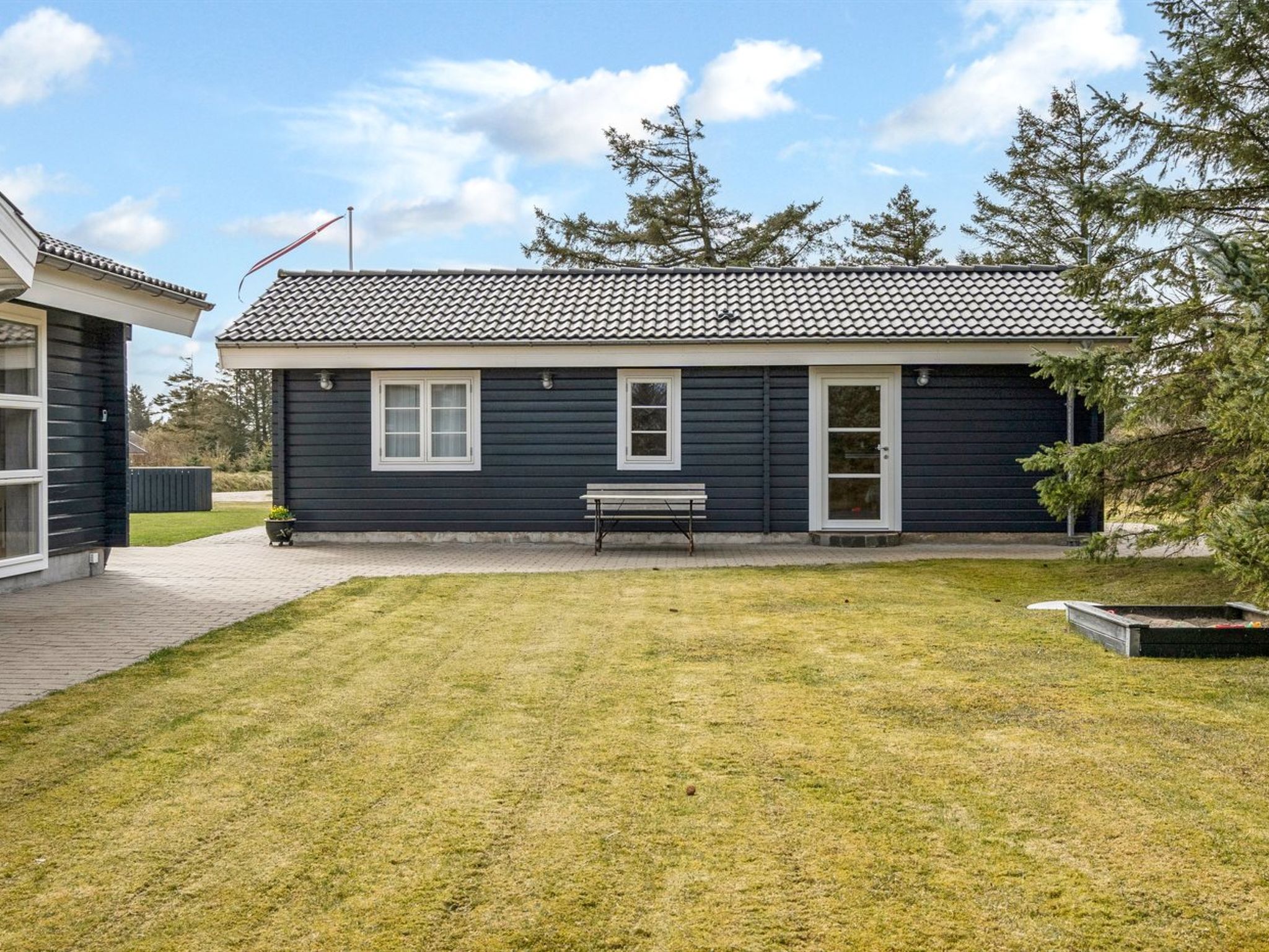 "Mathy" - 900m from the sea - Buiten