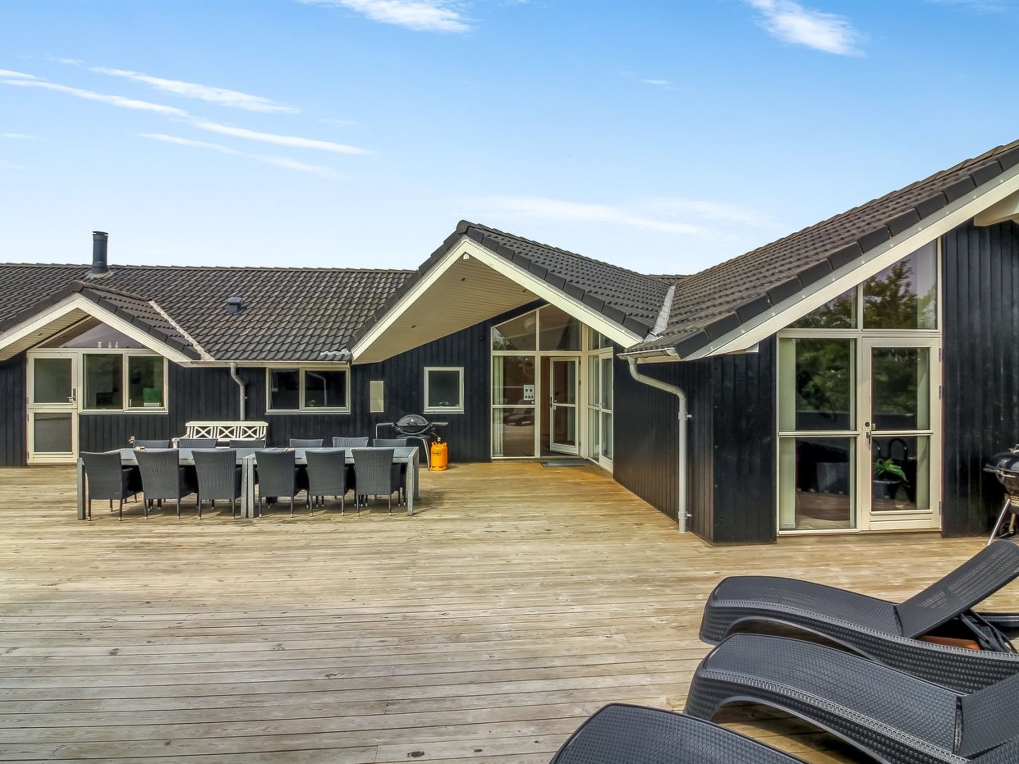 "Steen" - 800m from the sea - Buiten